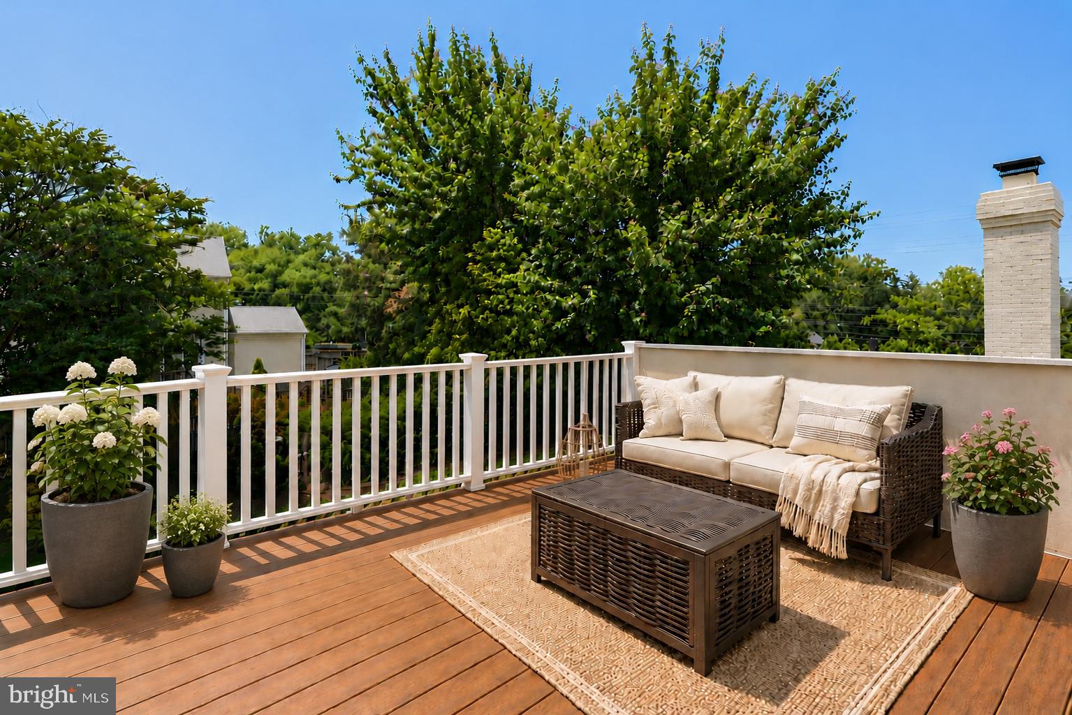 BRADLEY HILLS - Residential