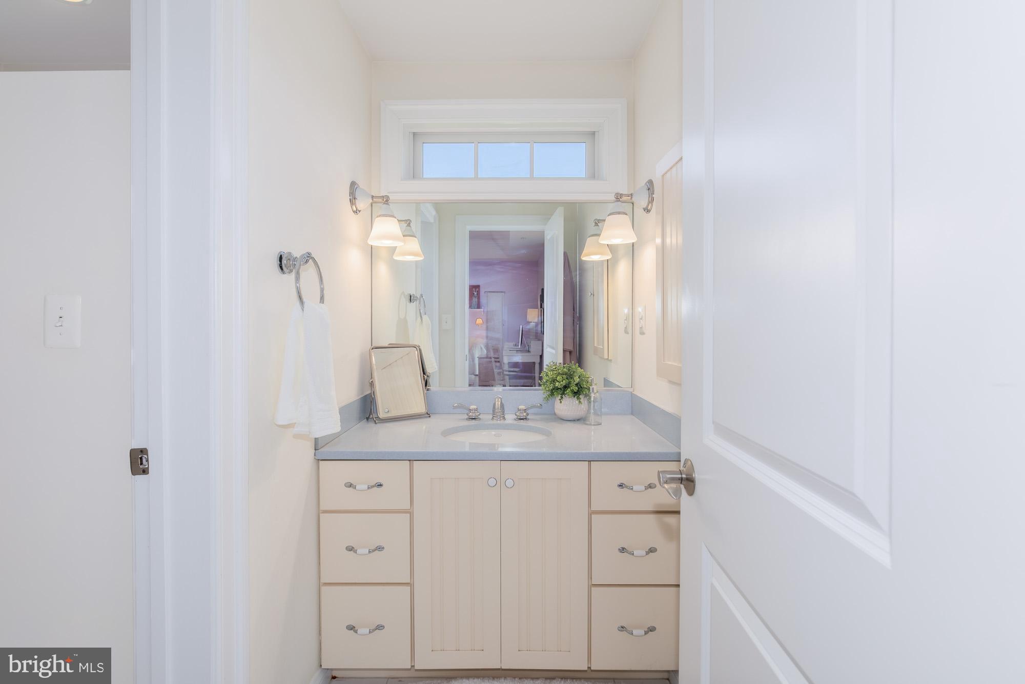 BRADLEY HILLS - Residential