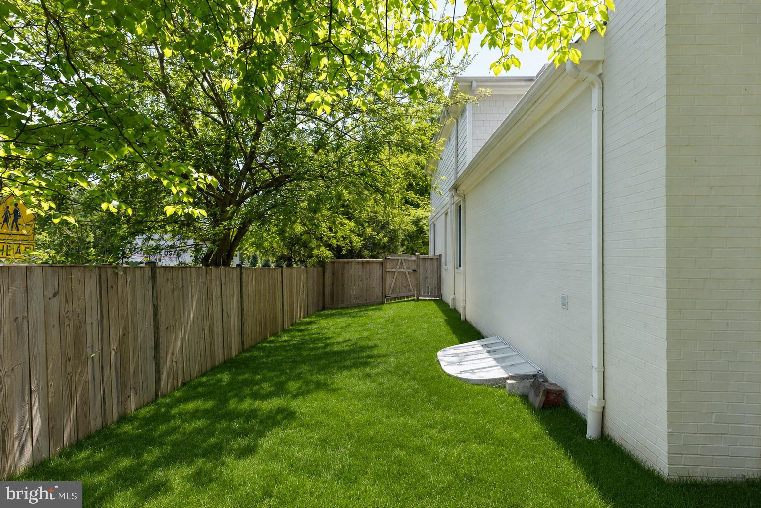 BRADLEY HILLS - Residential