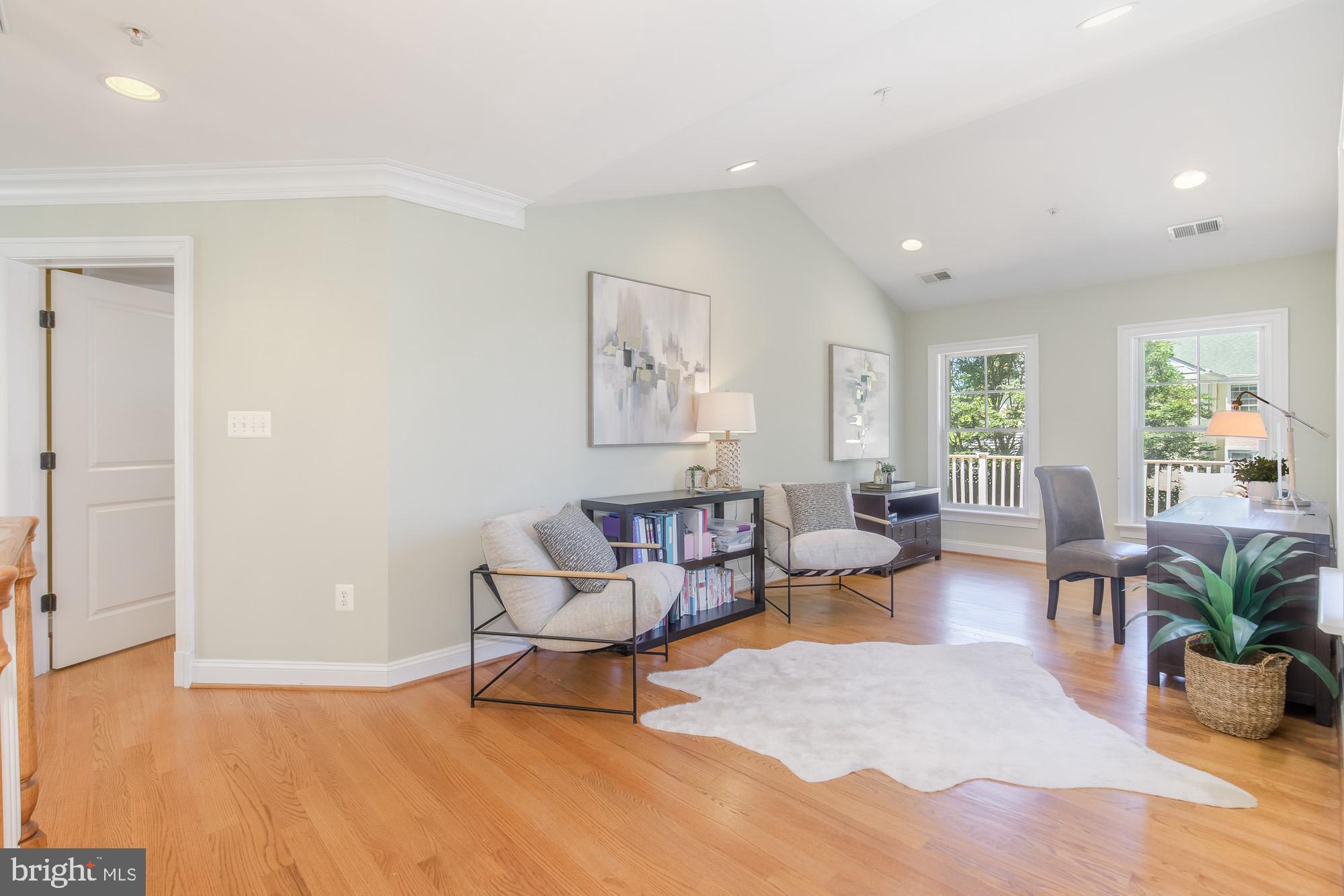 BRADLEY HILLS - Residential