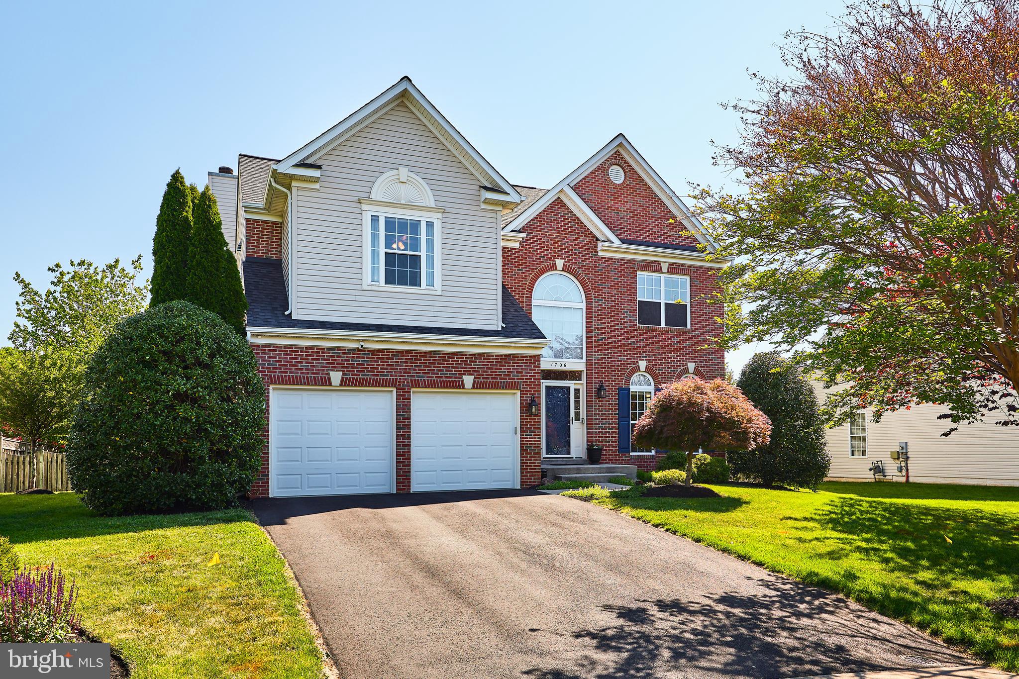 POTOMAC CROSSING - Residential