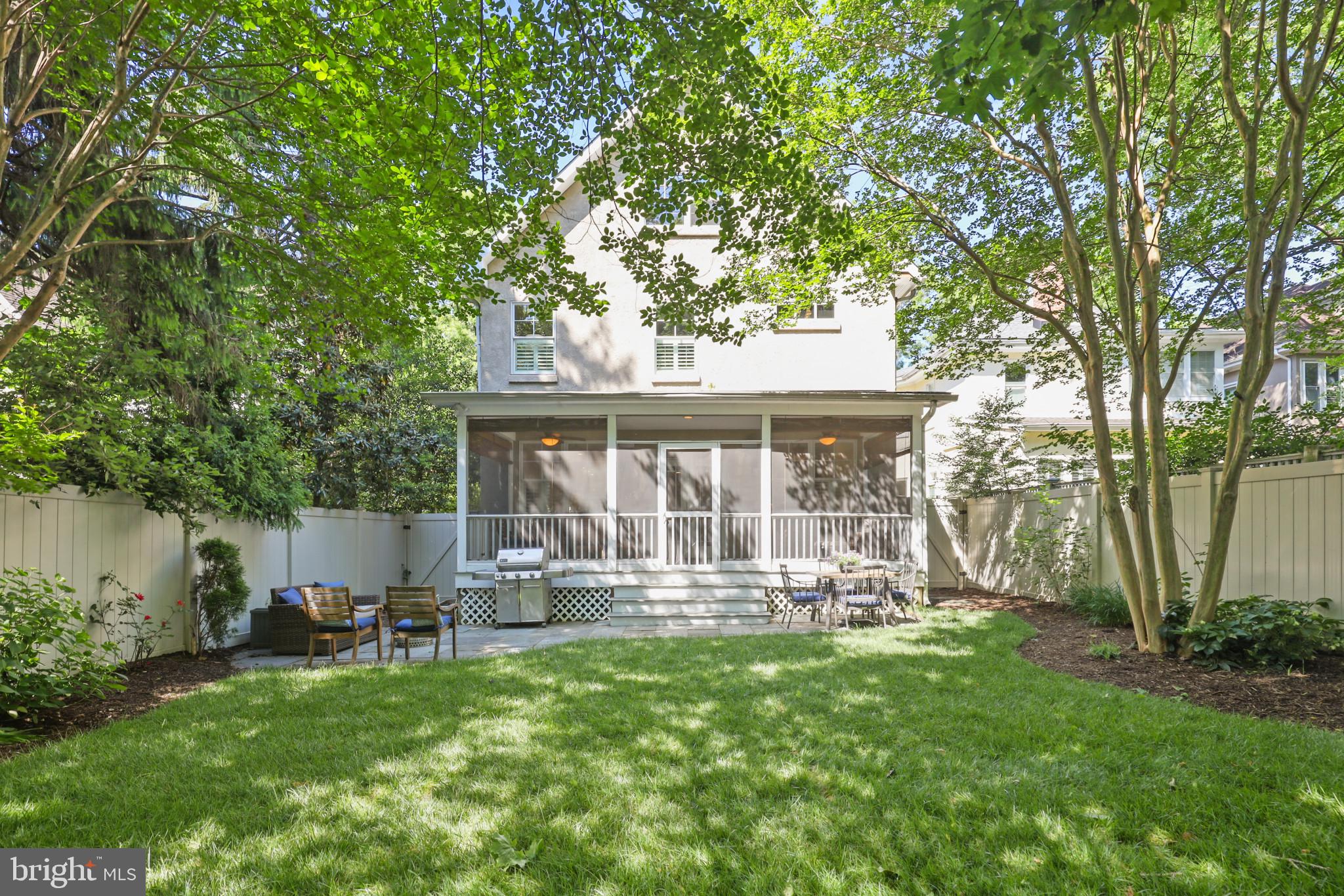 MURRAY HILL - Residential