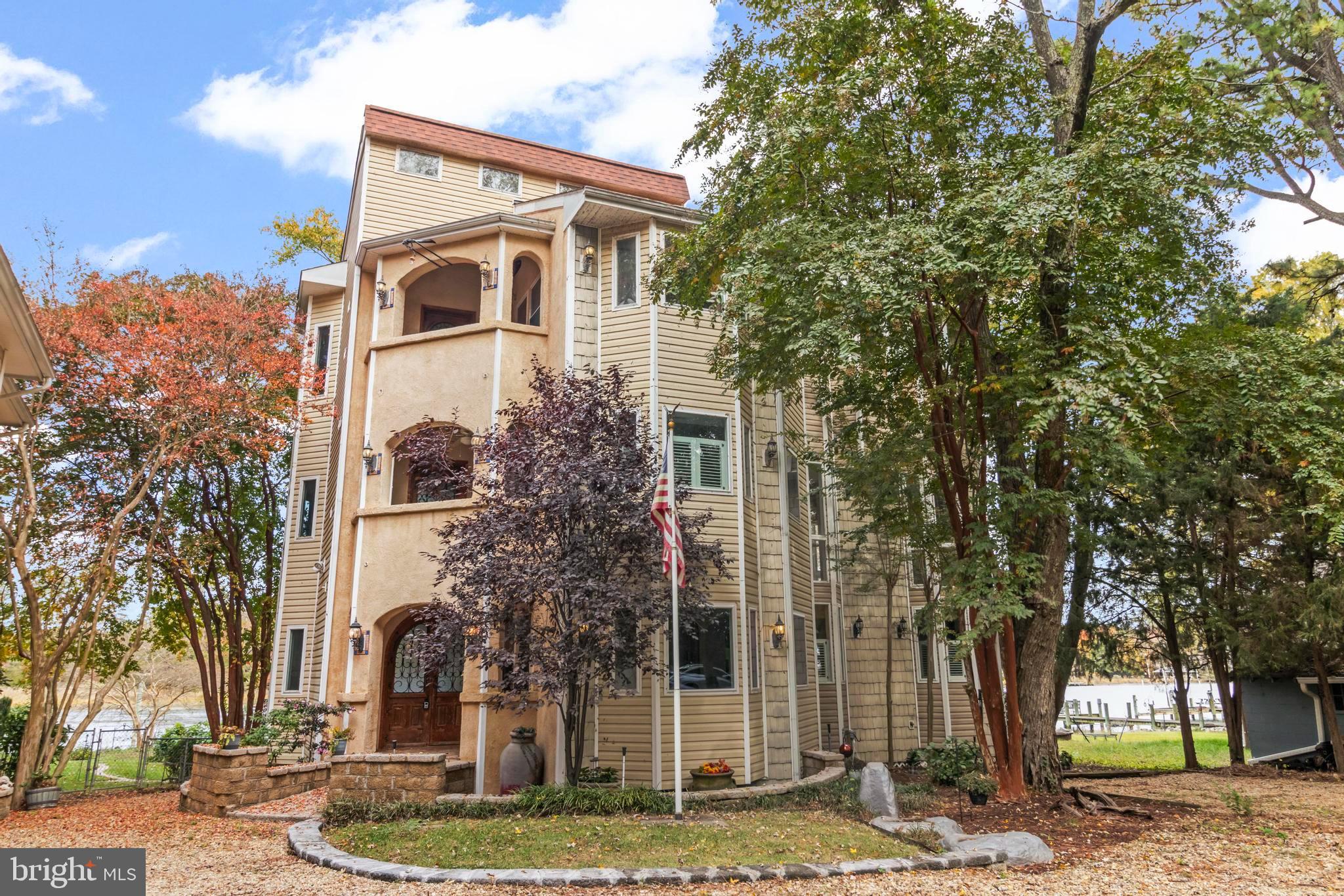 WOODLAND POINT SUB - Residential