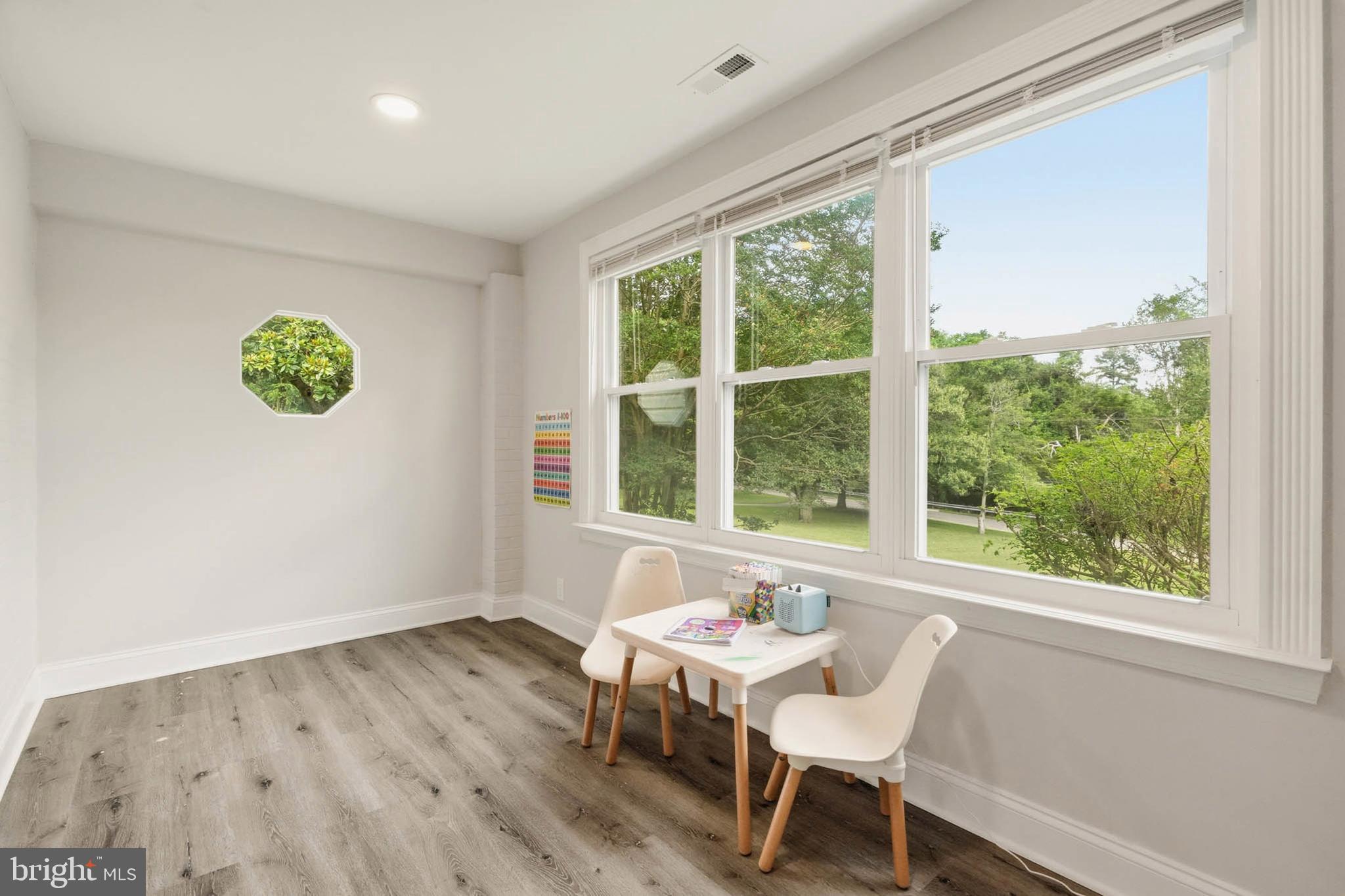 JESSUP - Residential