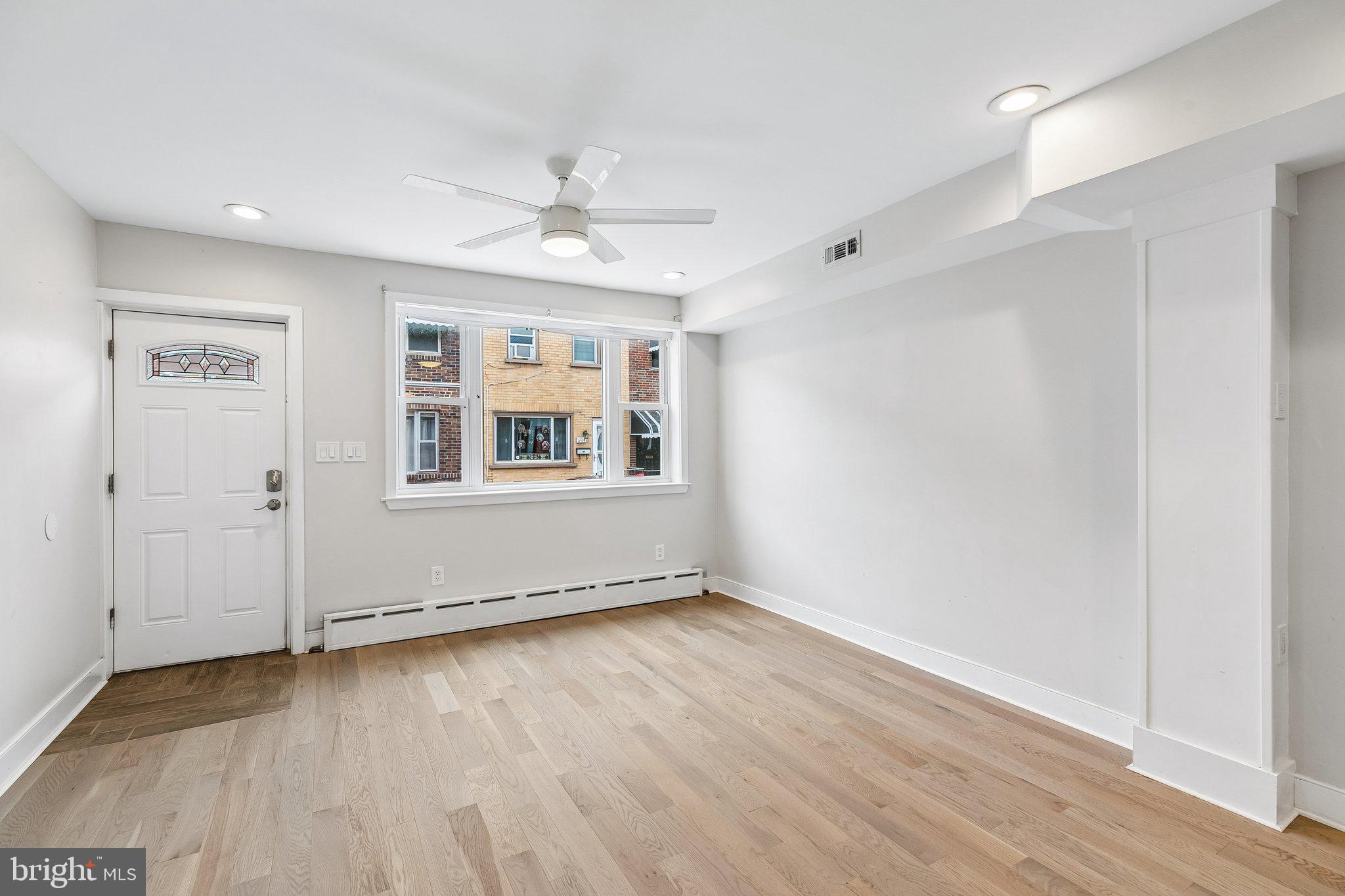 PASSYUNK SQUARE - Residential