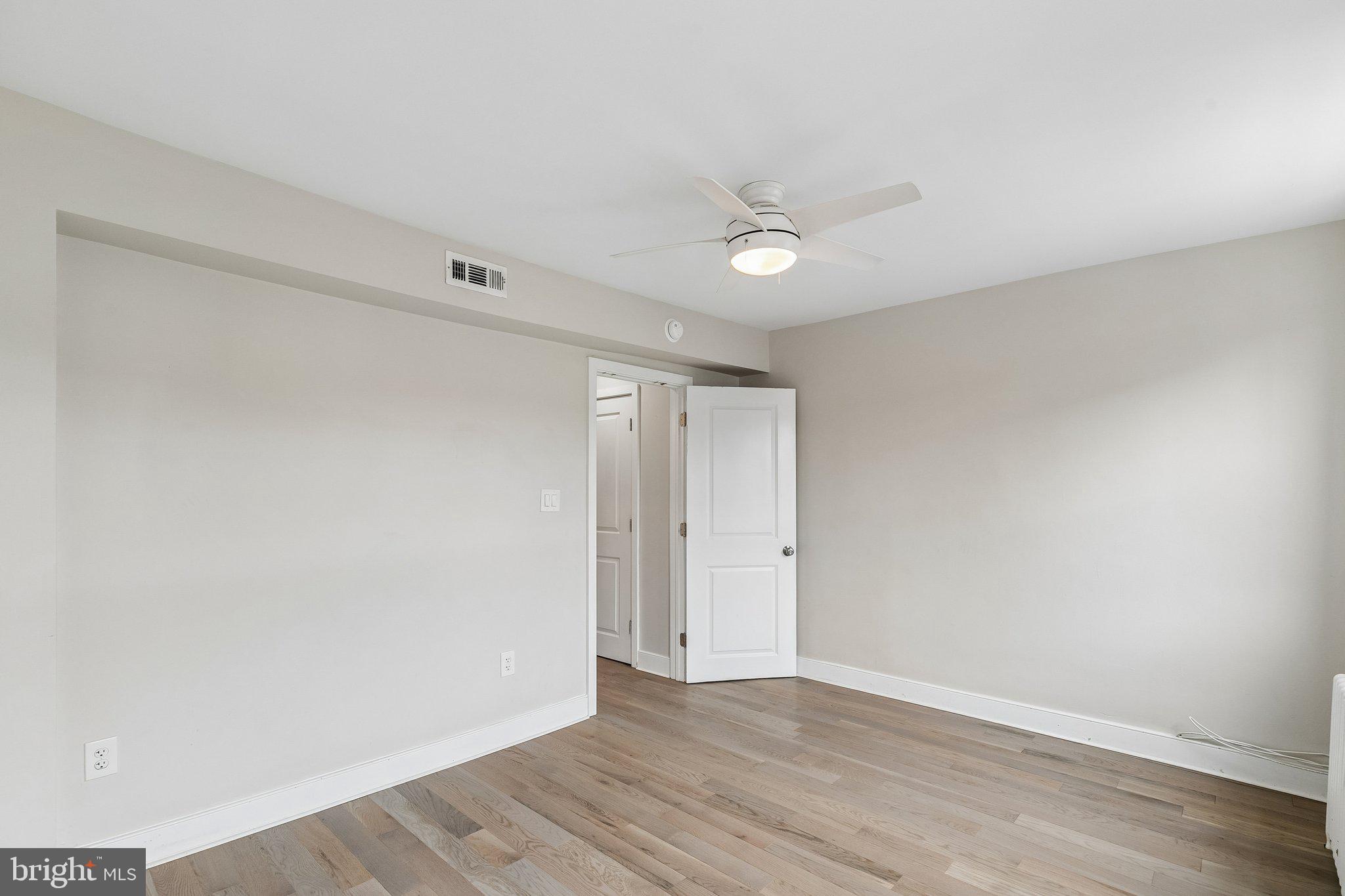 PASSYUNK SQUARE - Residential
