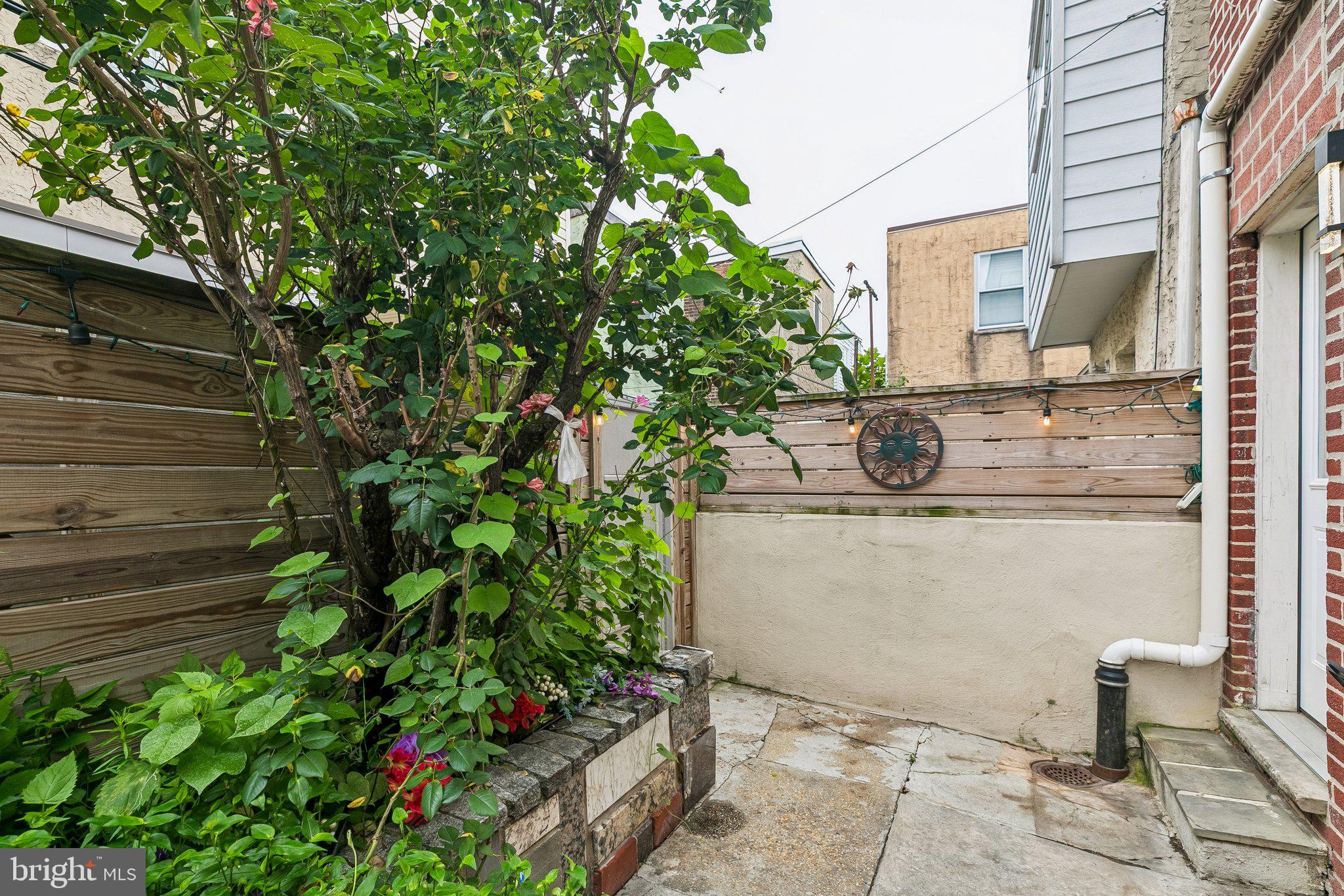 PASSYUNK SQUARE - Residential