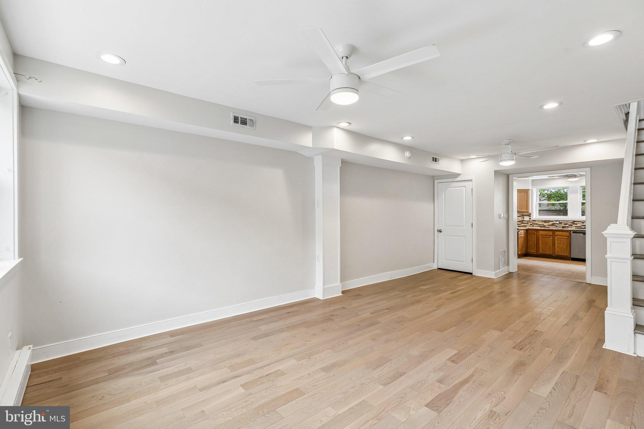 PASSYUNK SQUARE - Residential