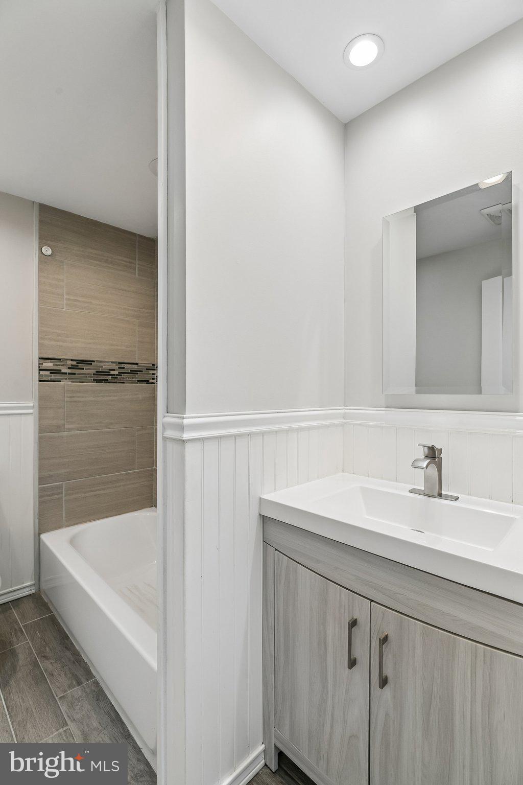 PASSYUNK SQUARE - Residential