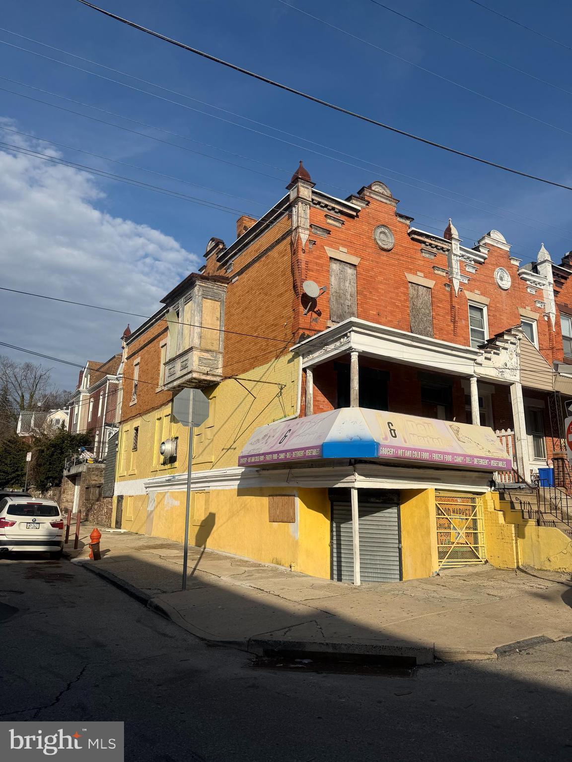 GERMANTOWN - Commercial Sale