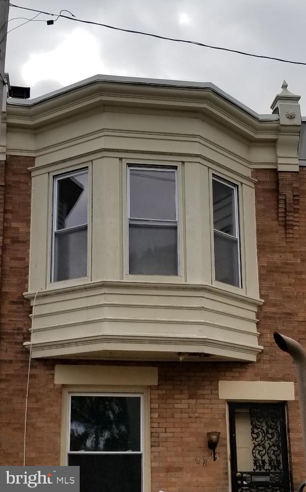 STRAWBERRY MANSION - Residential