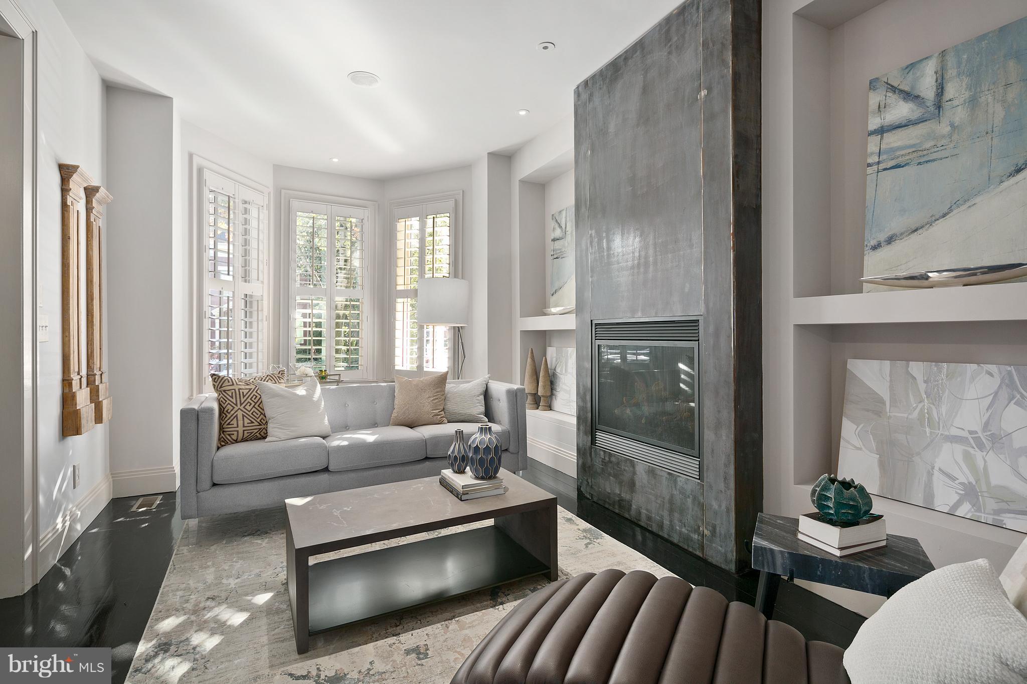 LOGAN CIRCLE - Residential