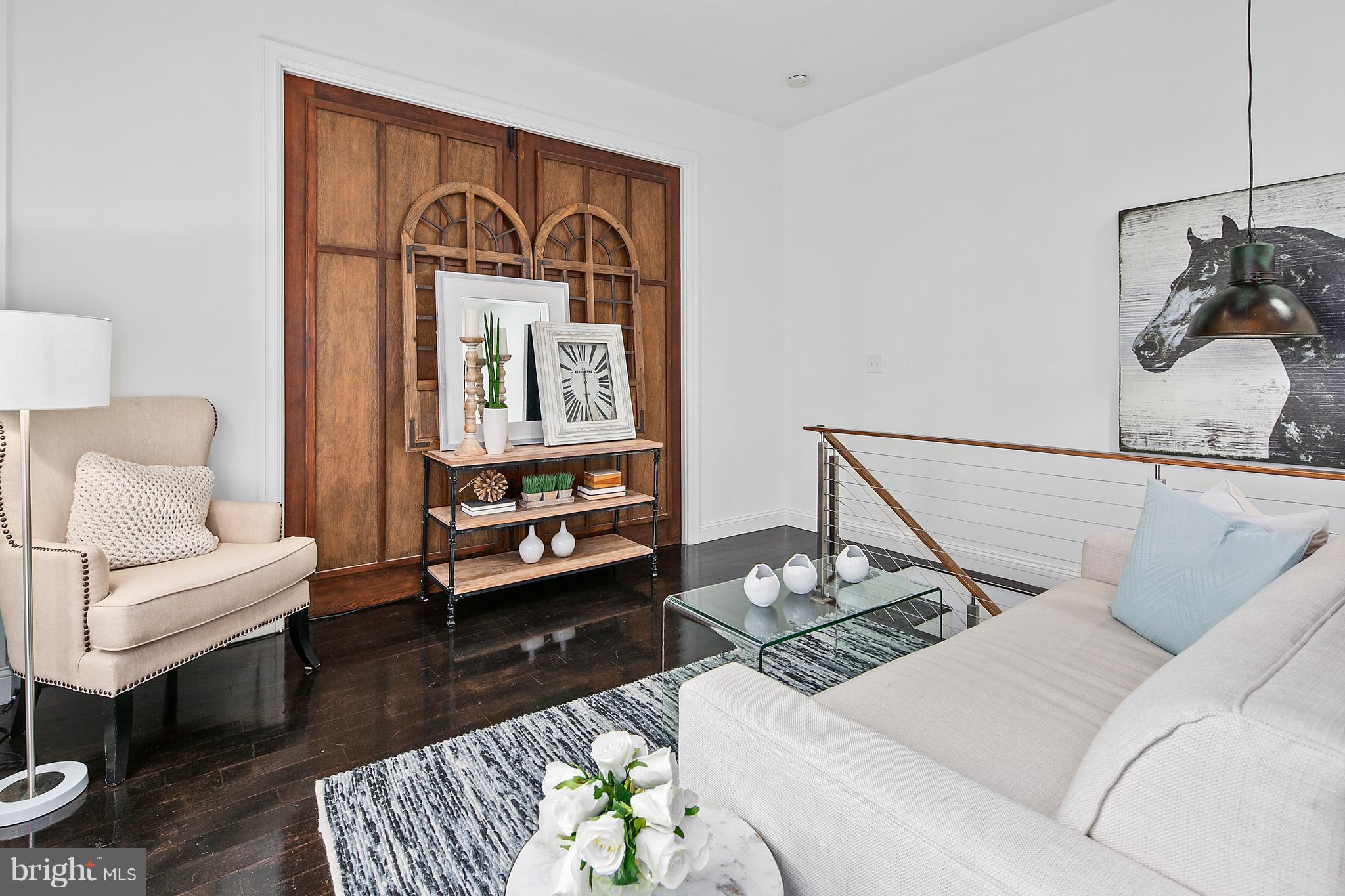 LOGAN CIRCLE - Residential
