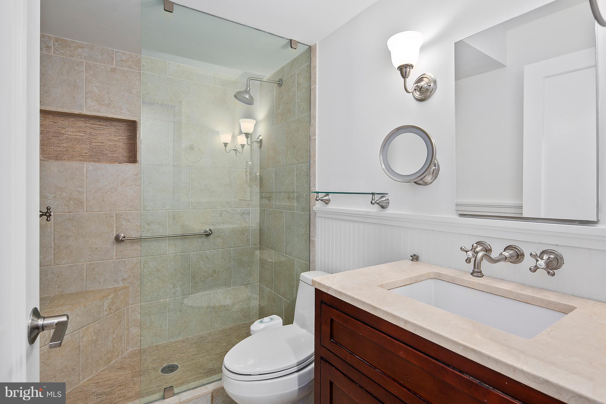 LOGAN CIRCLE - Residential