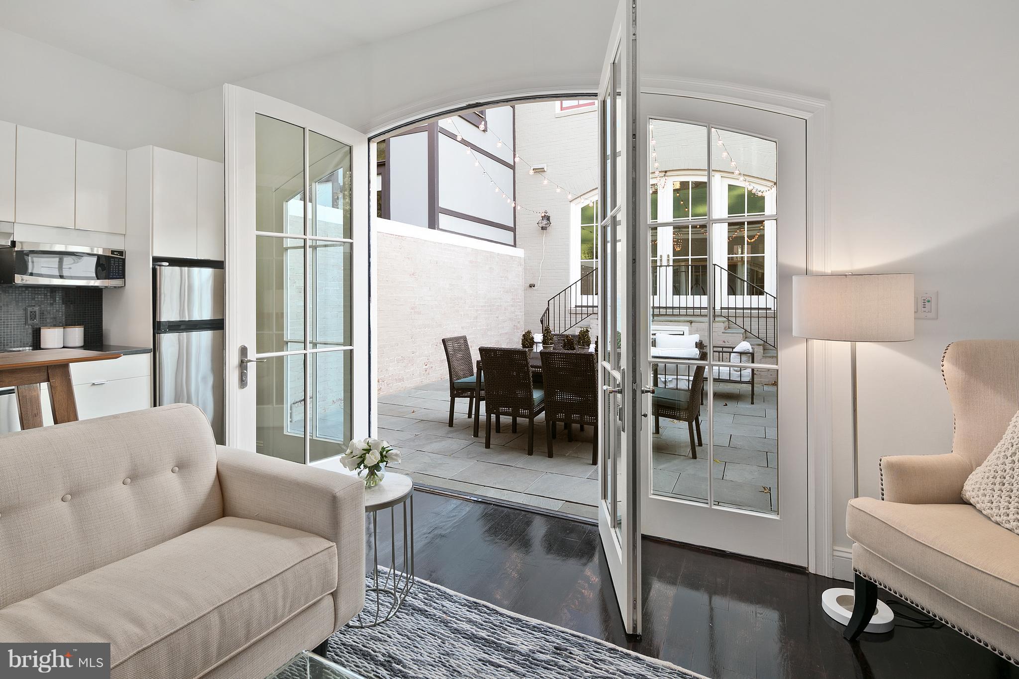 LOGAN CIRCLE - Residential