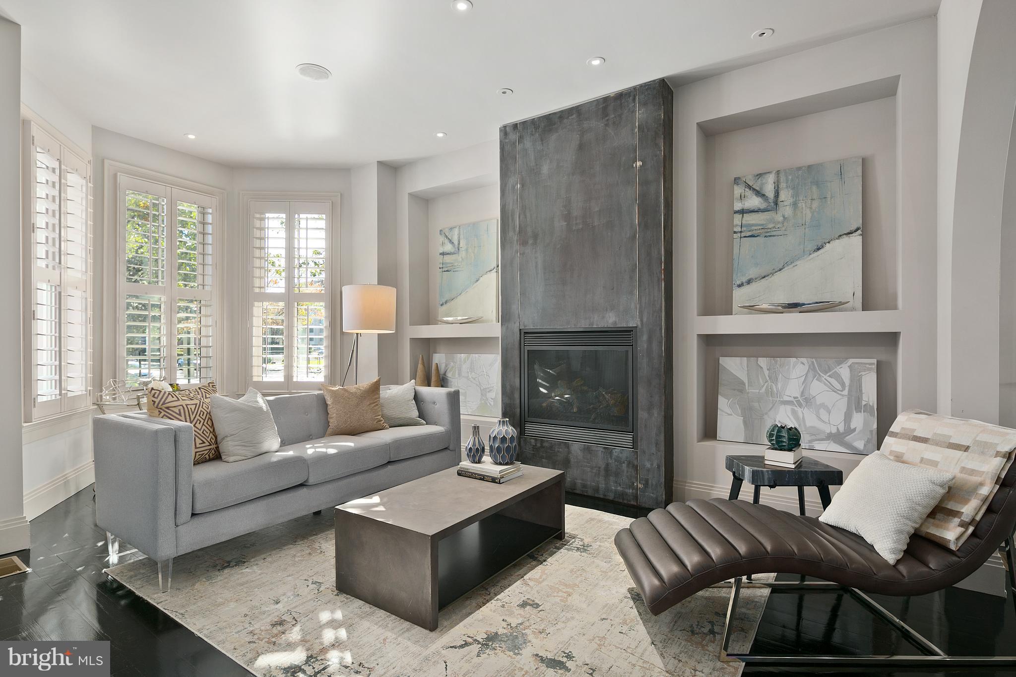 LOGAN CIRCLE - Residential