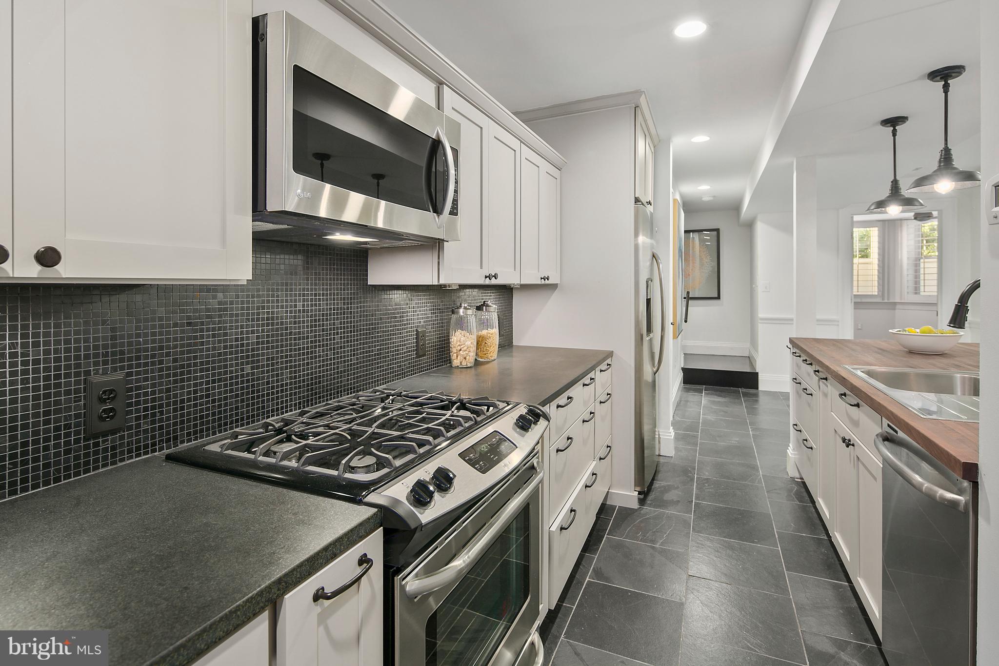 LOGAN CIRCLE - Residential