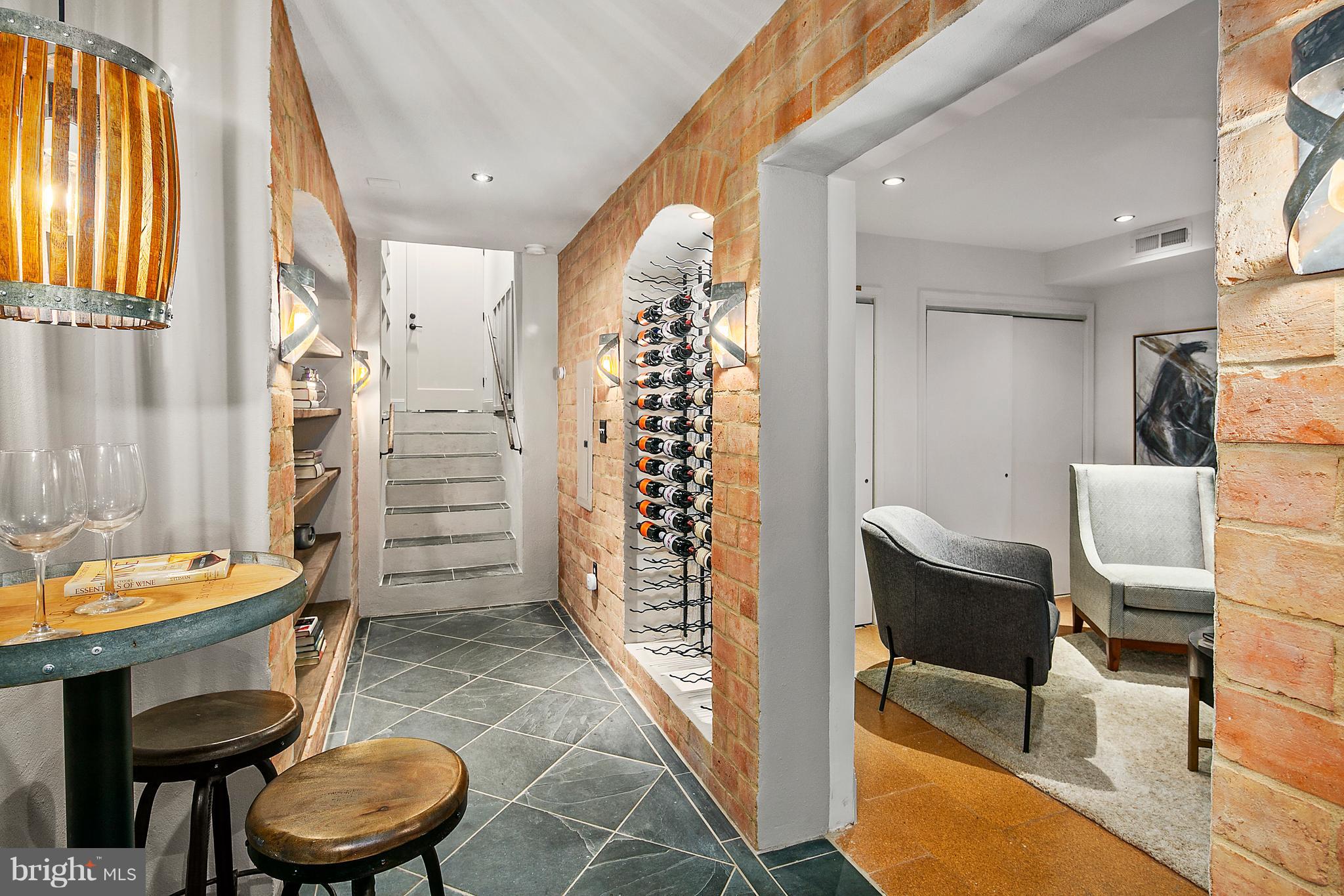 LOGAN CIRCLE - Residential