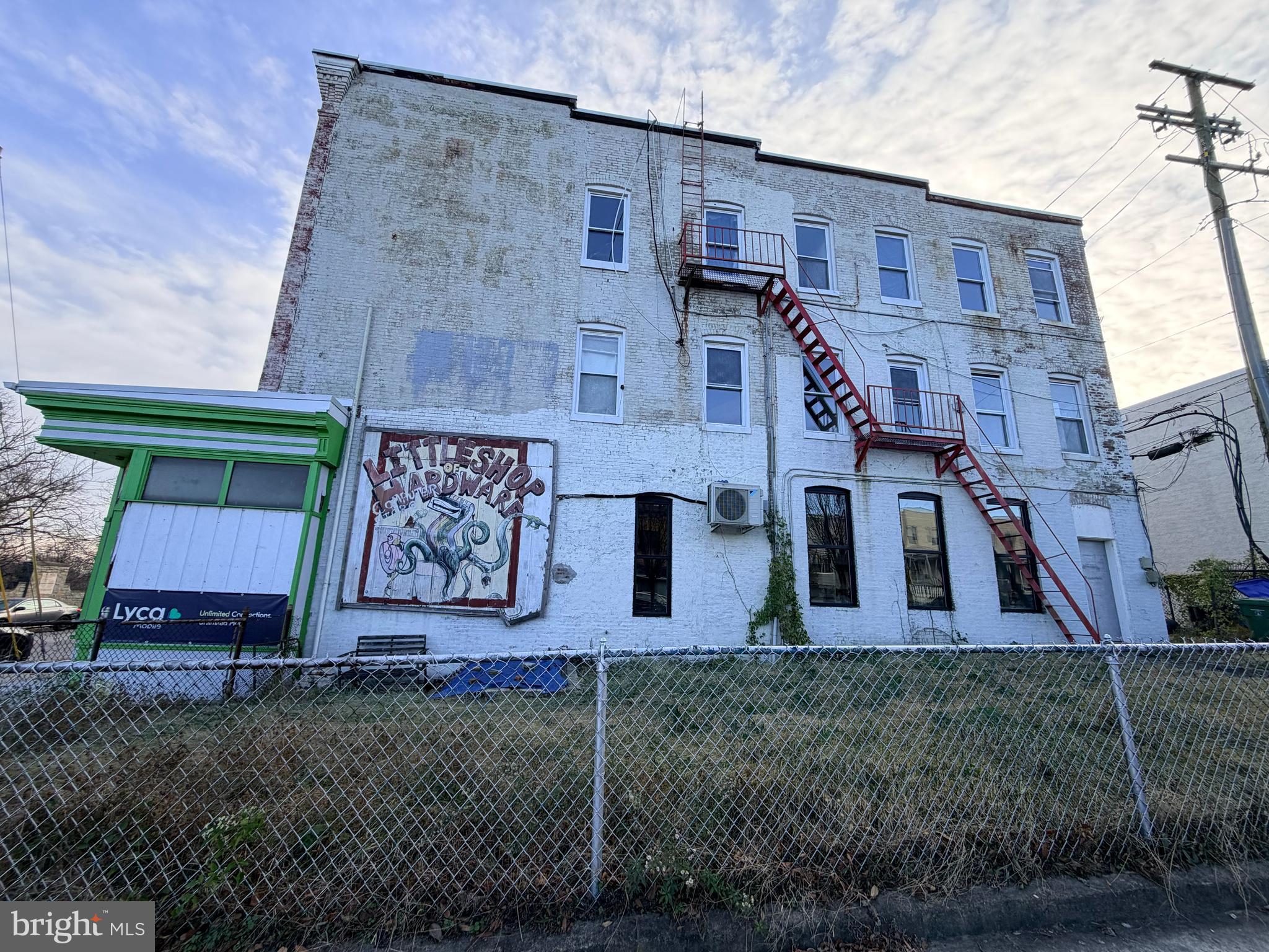 HAMPDEN HISTORIC DISTRICT - Commercial Sale