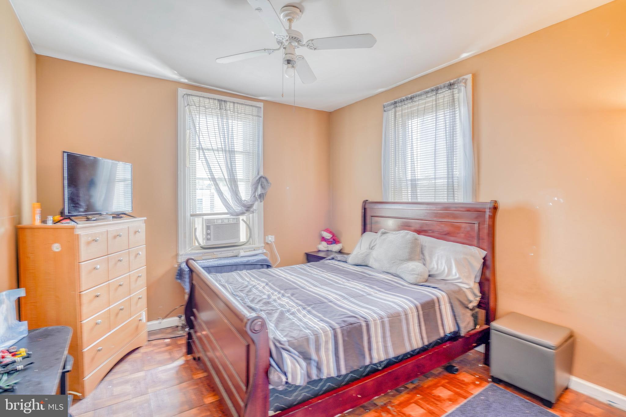 OLNEY - Residential