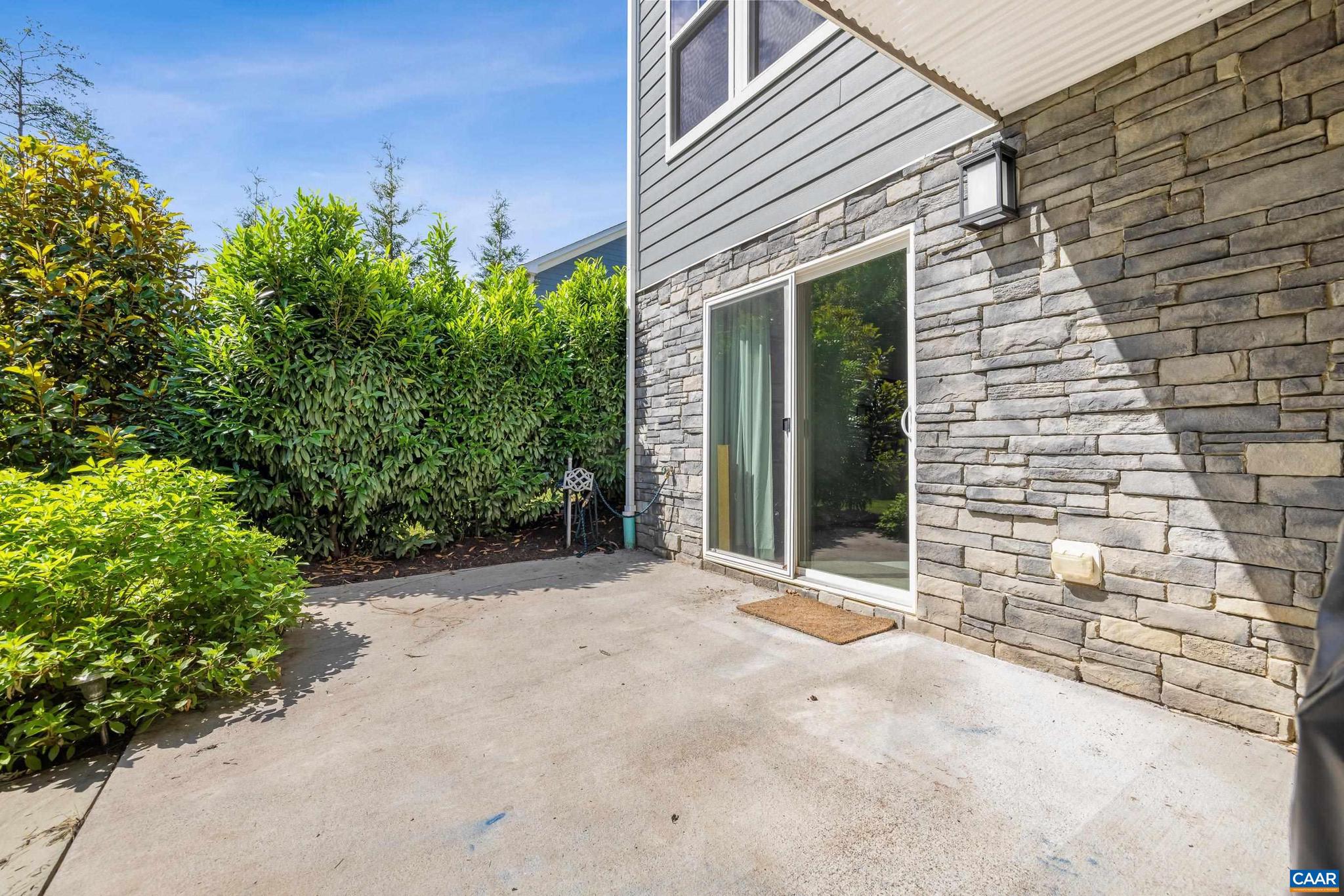 WESTLAKE HILLS - Residential