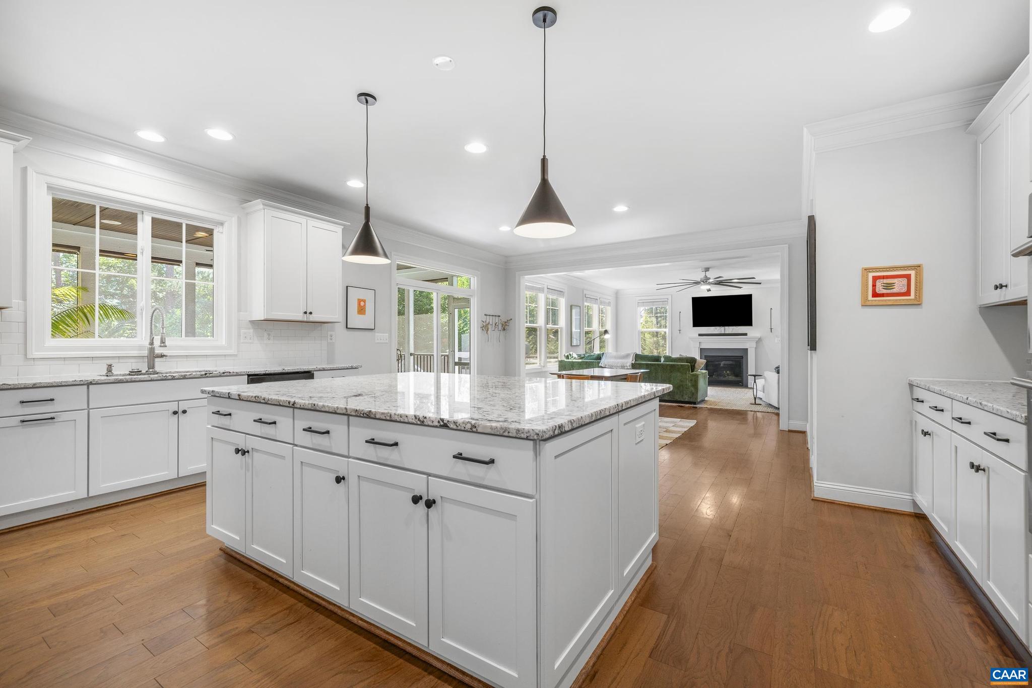 WESTLAKE HILLS - Residential