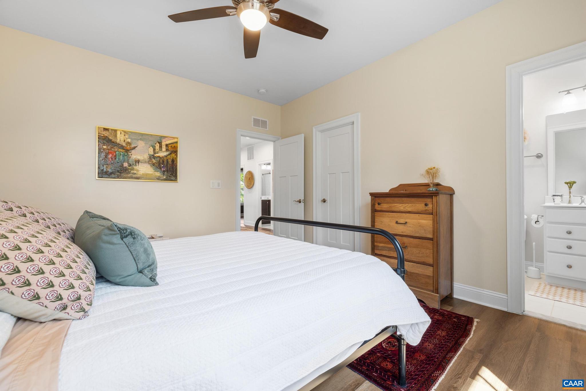 WESTLAKE HILLS - Residential