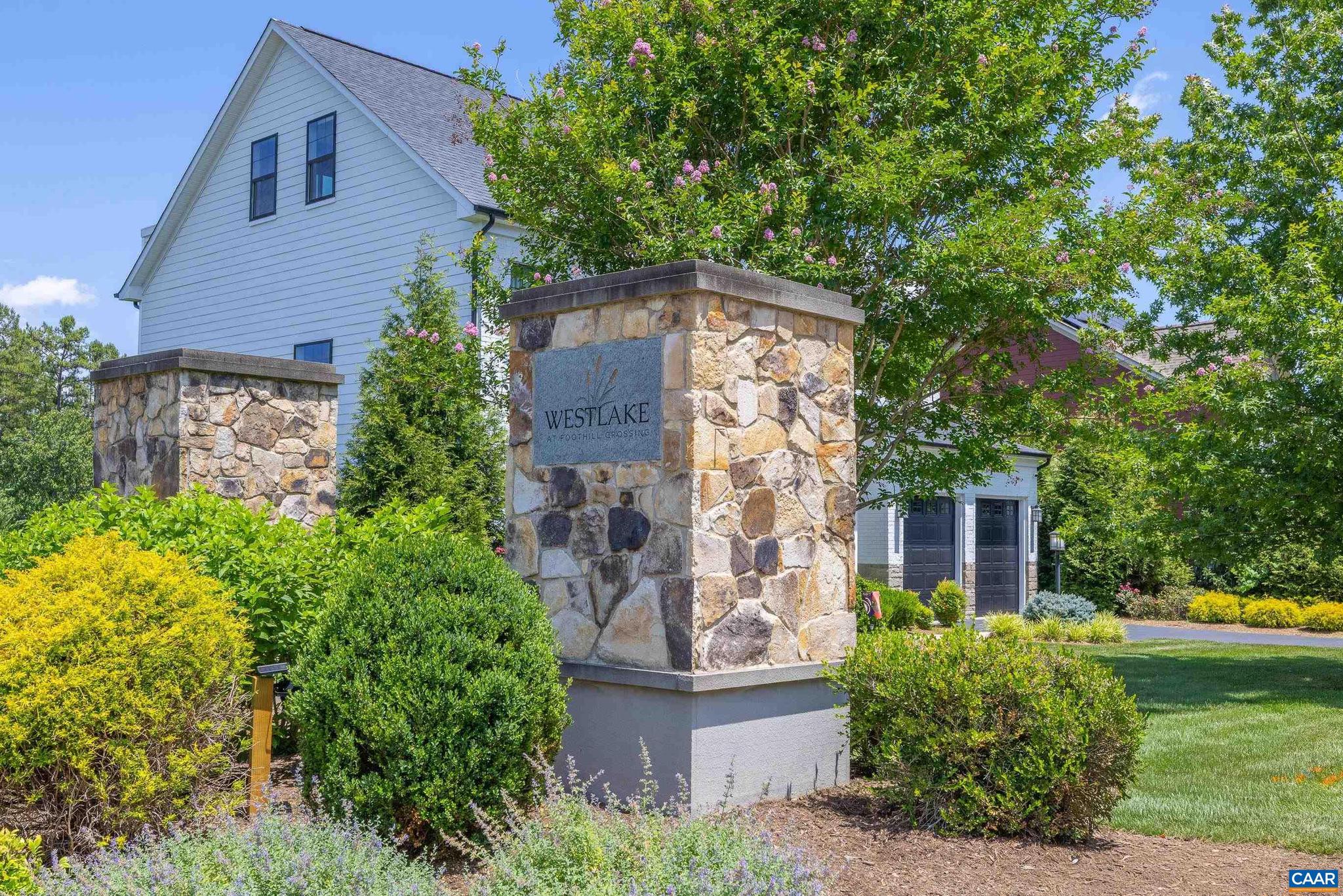 WESTLAKE HILLS - Residential