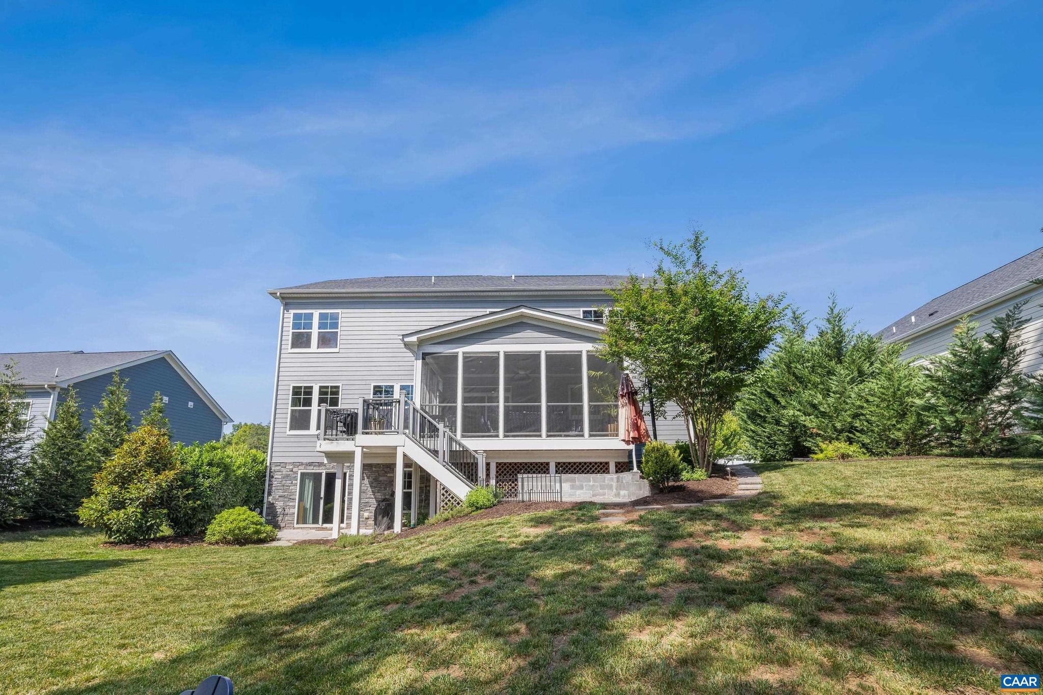 WESTLAKE HILLS - Residential