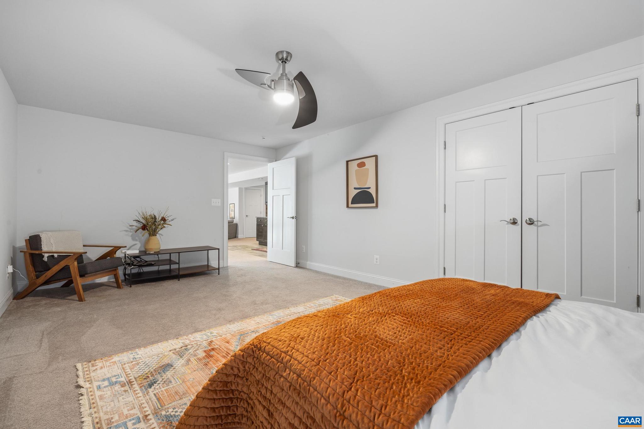 WESTLAKE HILLS - Residential