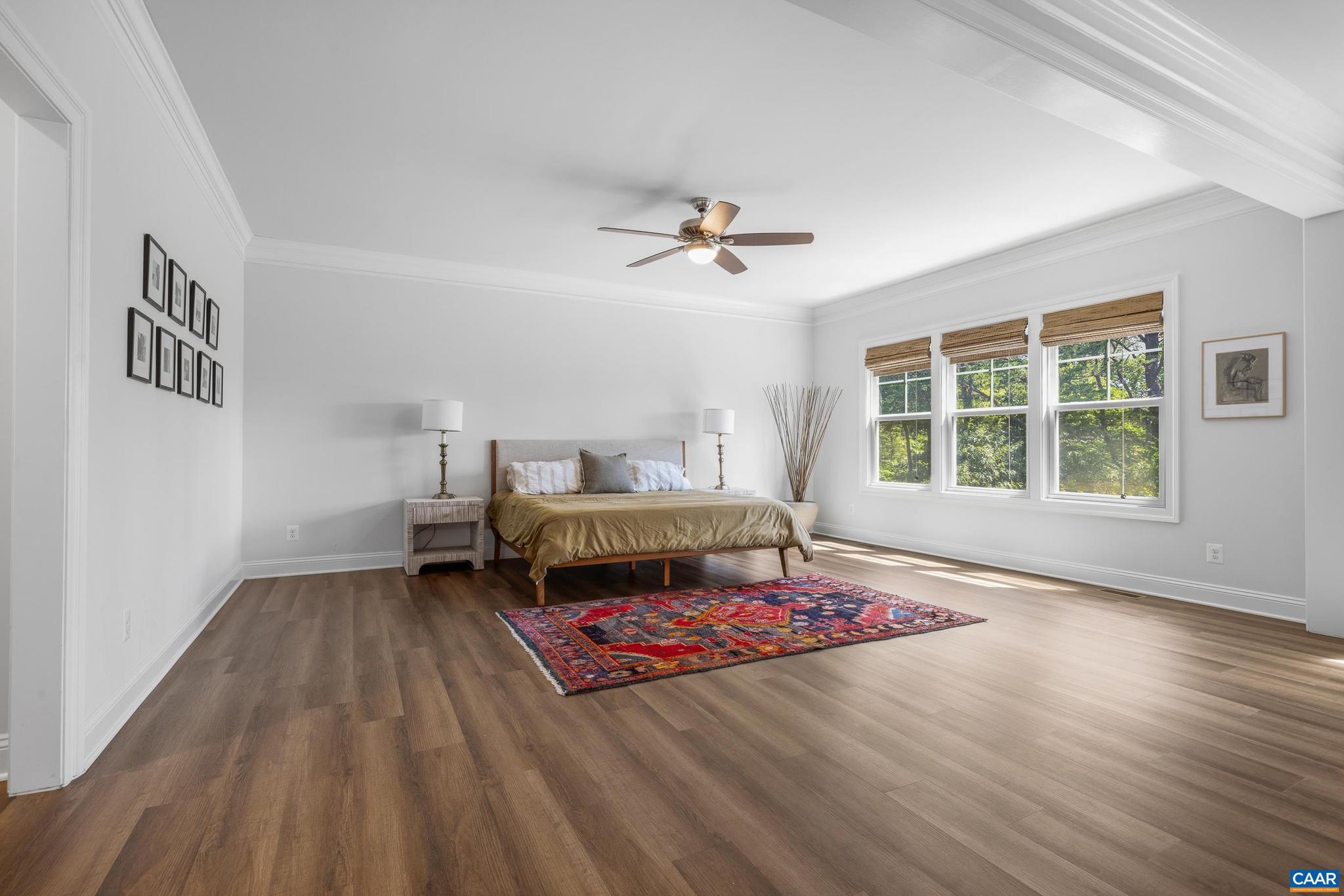 WESTLAKE HILLS - Residential