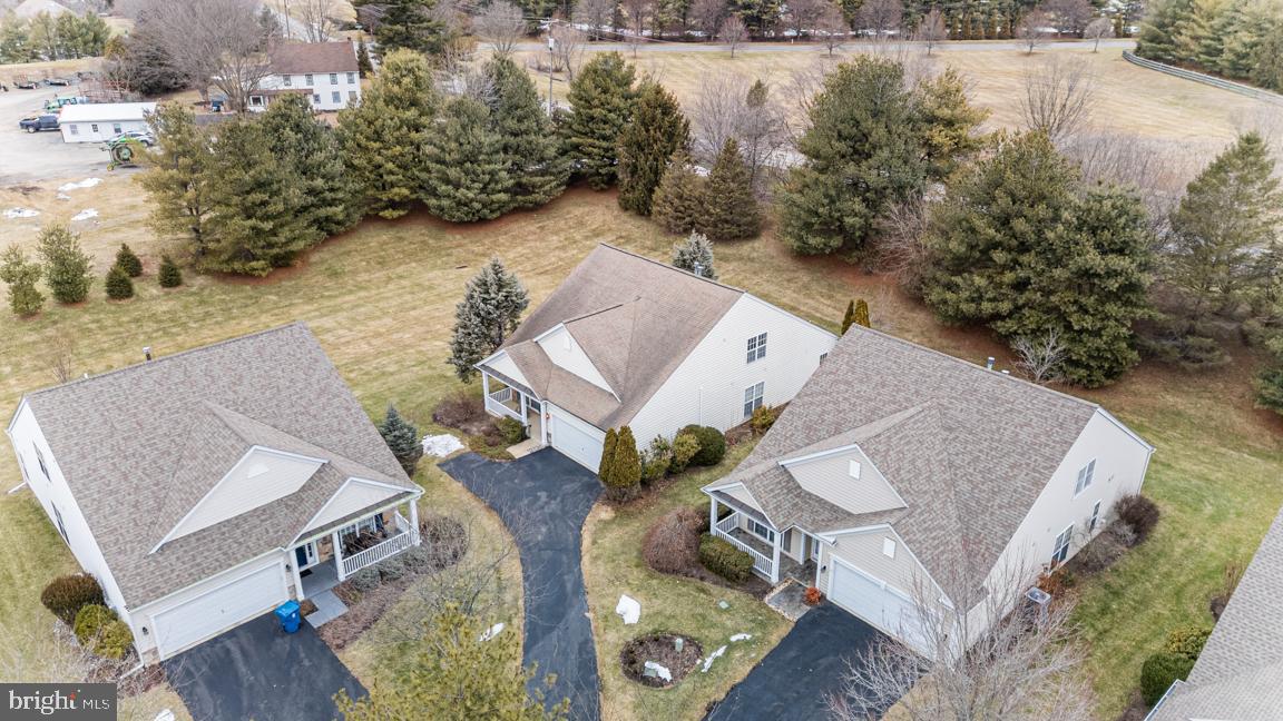 TRADITIONS AT LONGII - Residential