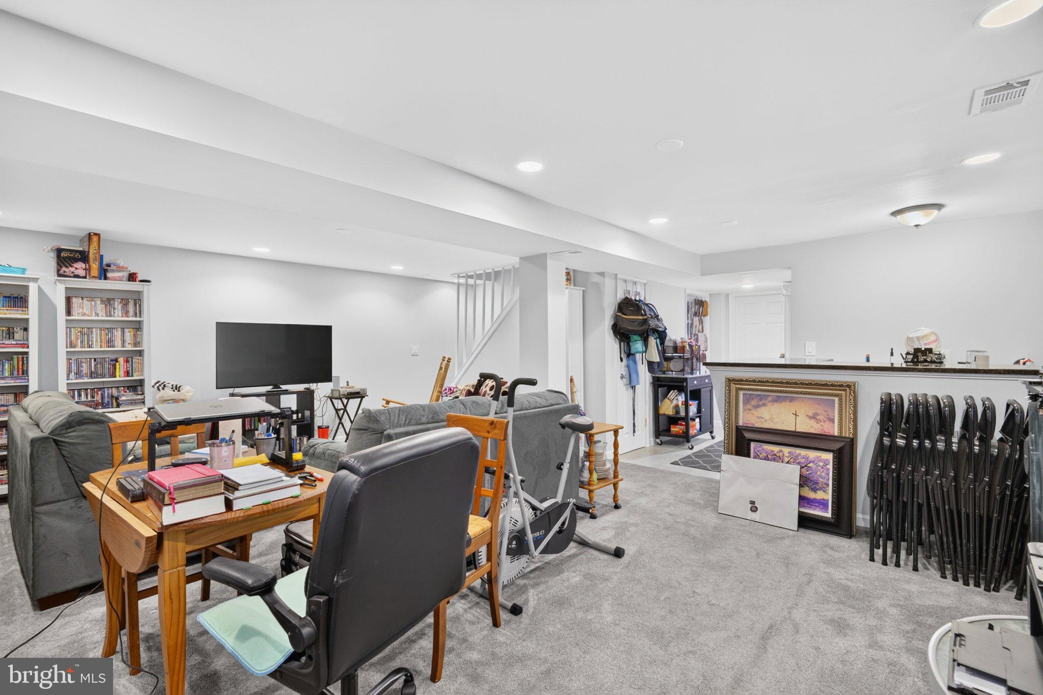 BRINKLEY MANOR - Residential