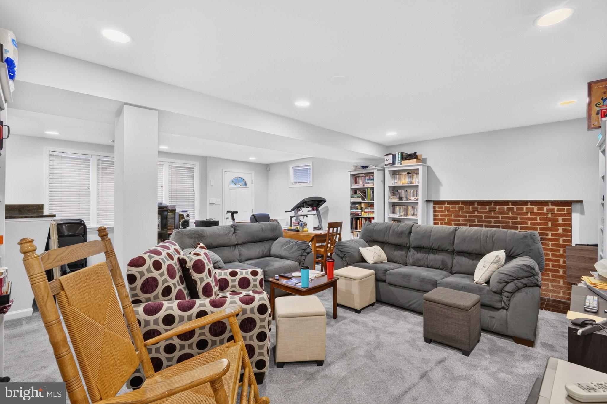 BRINKLEY MANOR - Residential