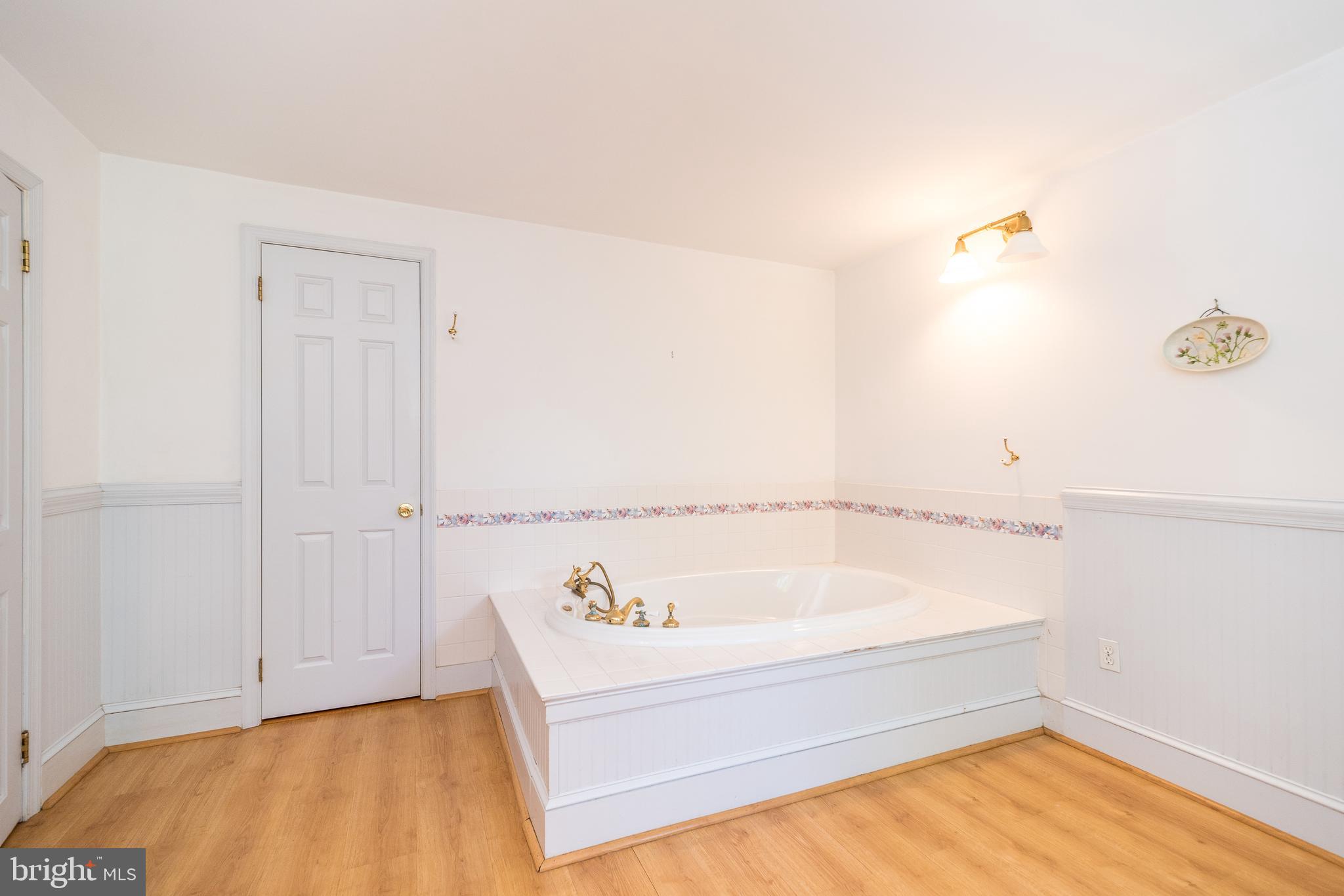 NON AVAILABLE - Residential