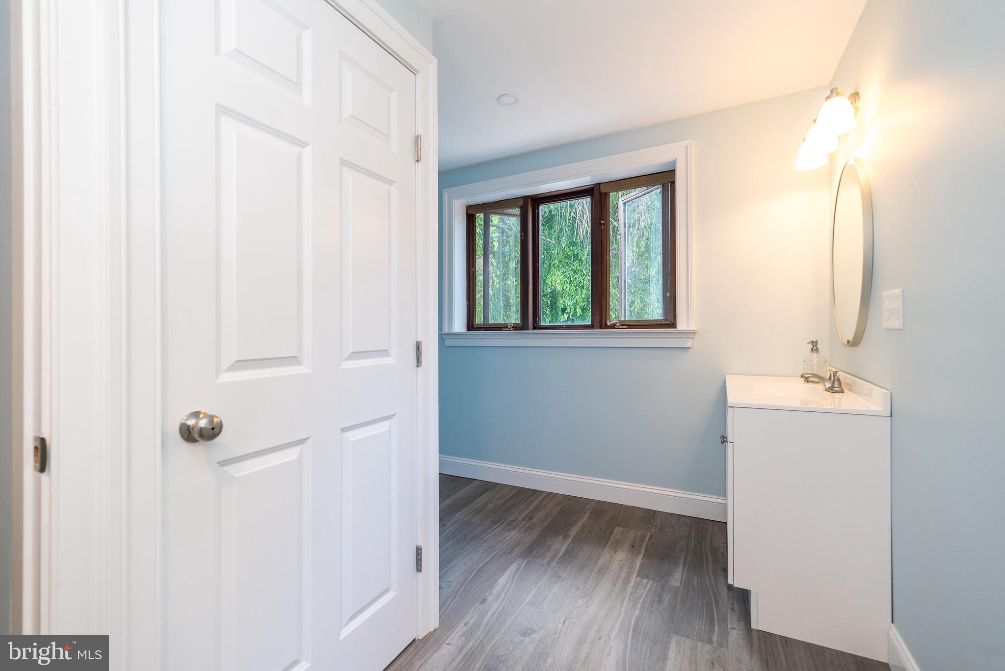 NON AVAILABLE - Residential