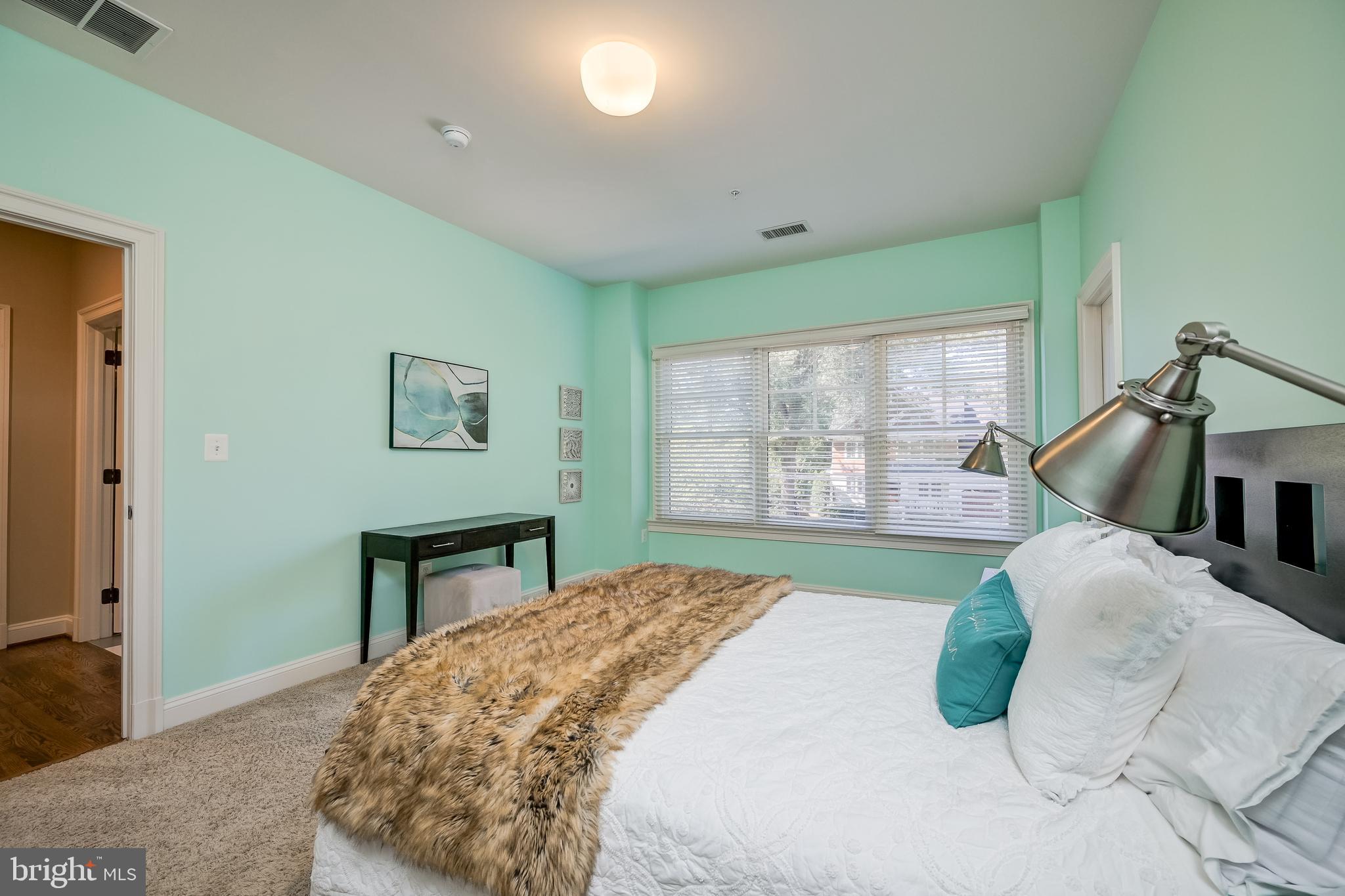 PINEVIEW - Residential