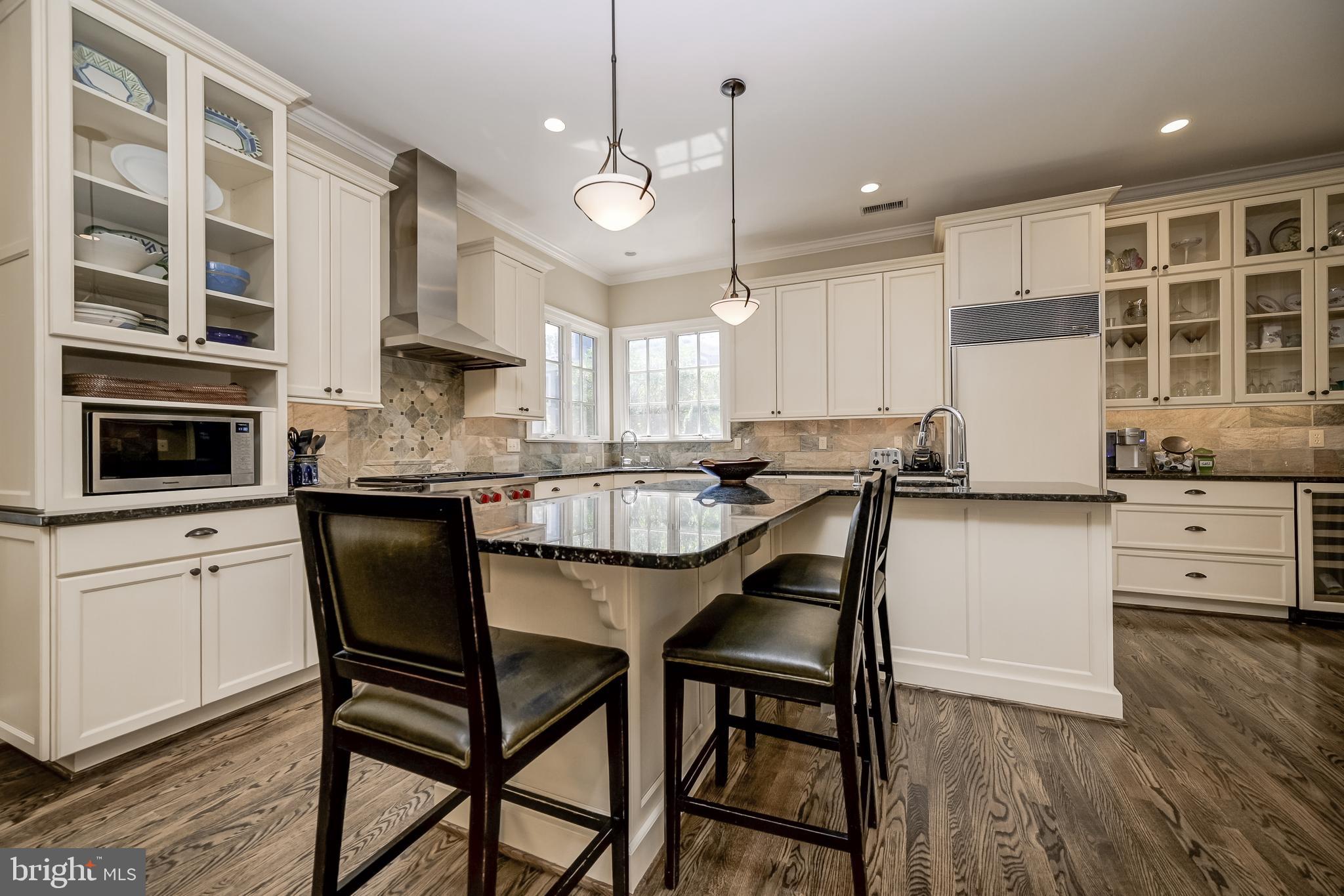 PINEVIEW - Residential