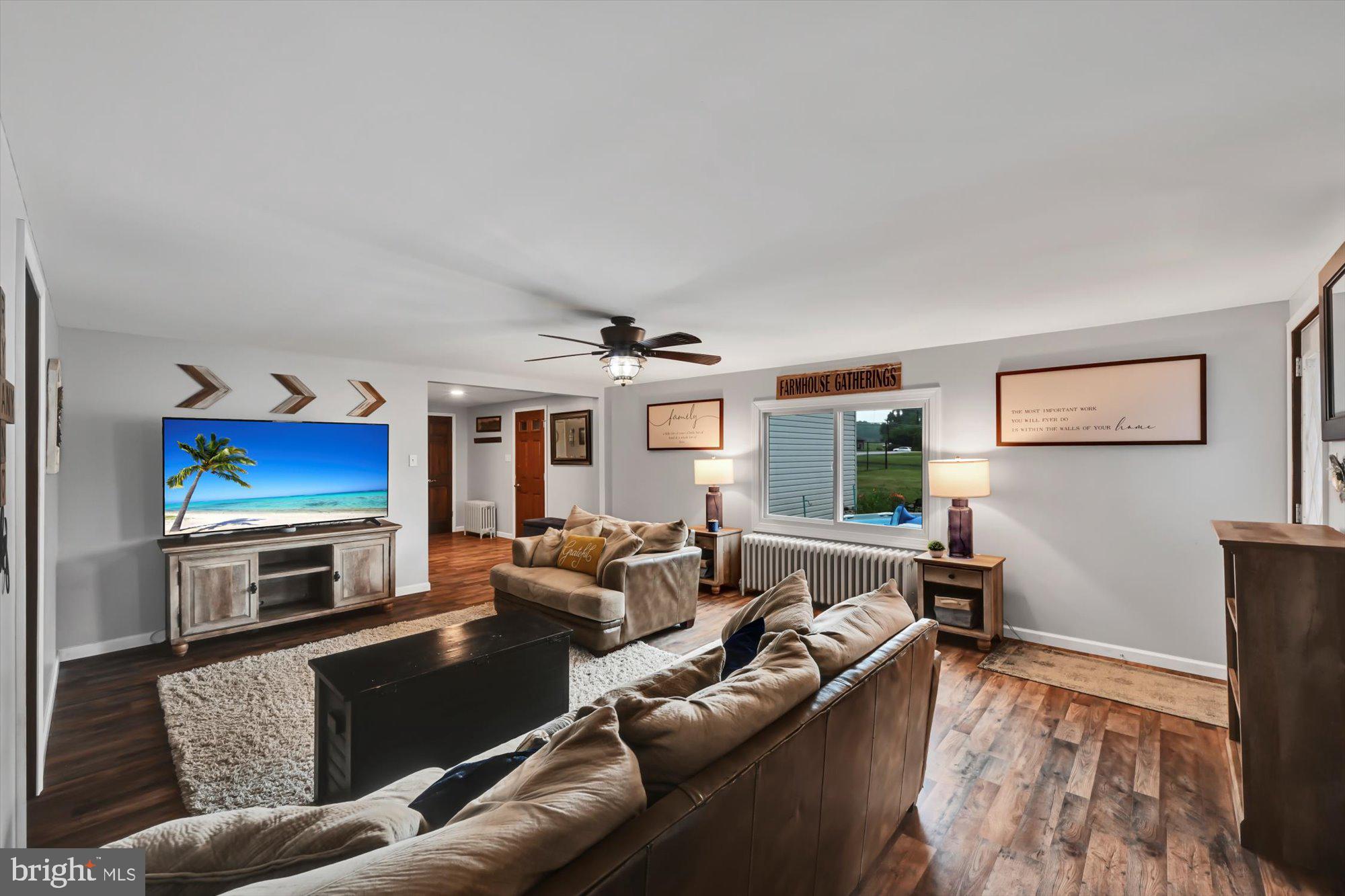 PINE GROVE - Residential