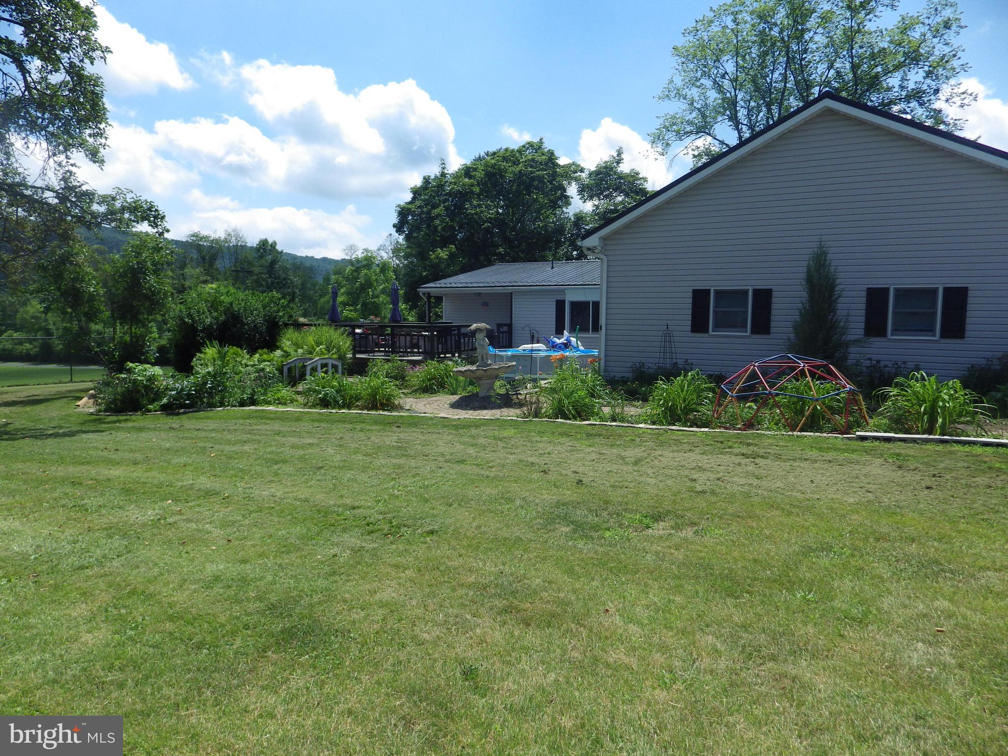 PINE GROVE - Residential