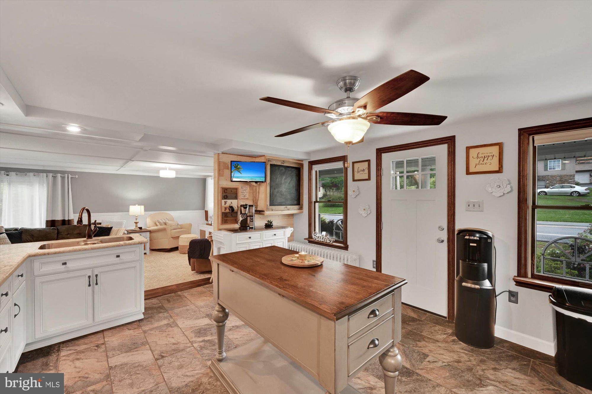PINE GROVE - Residential