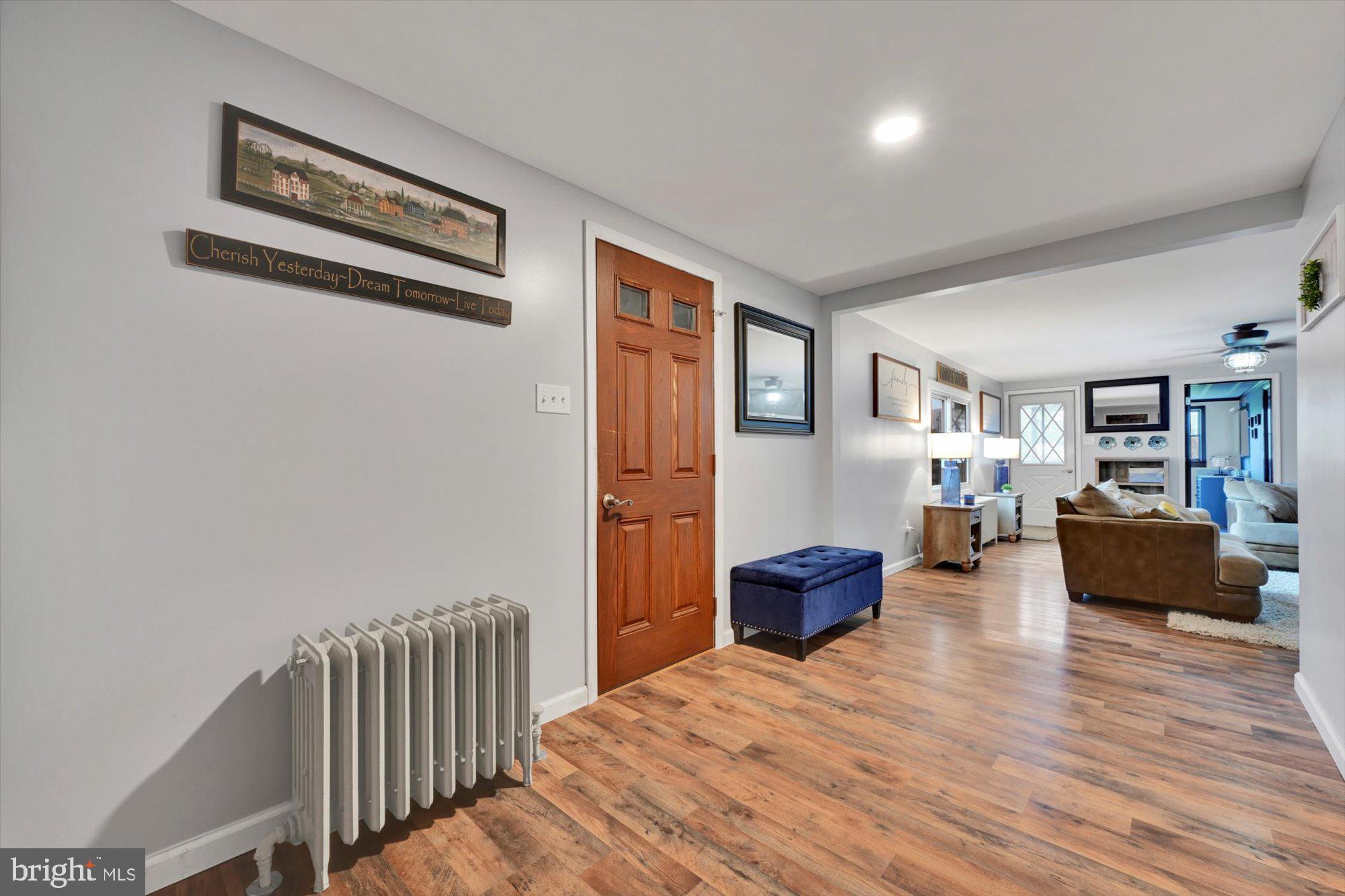 PINE GROVE - Residential