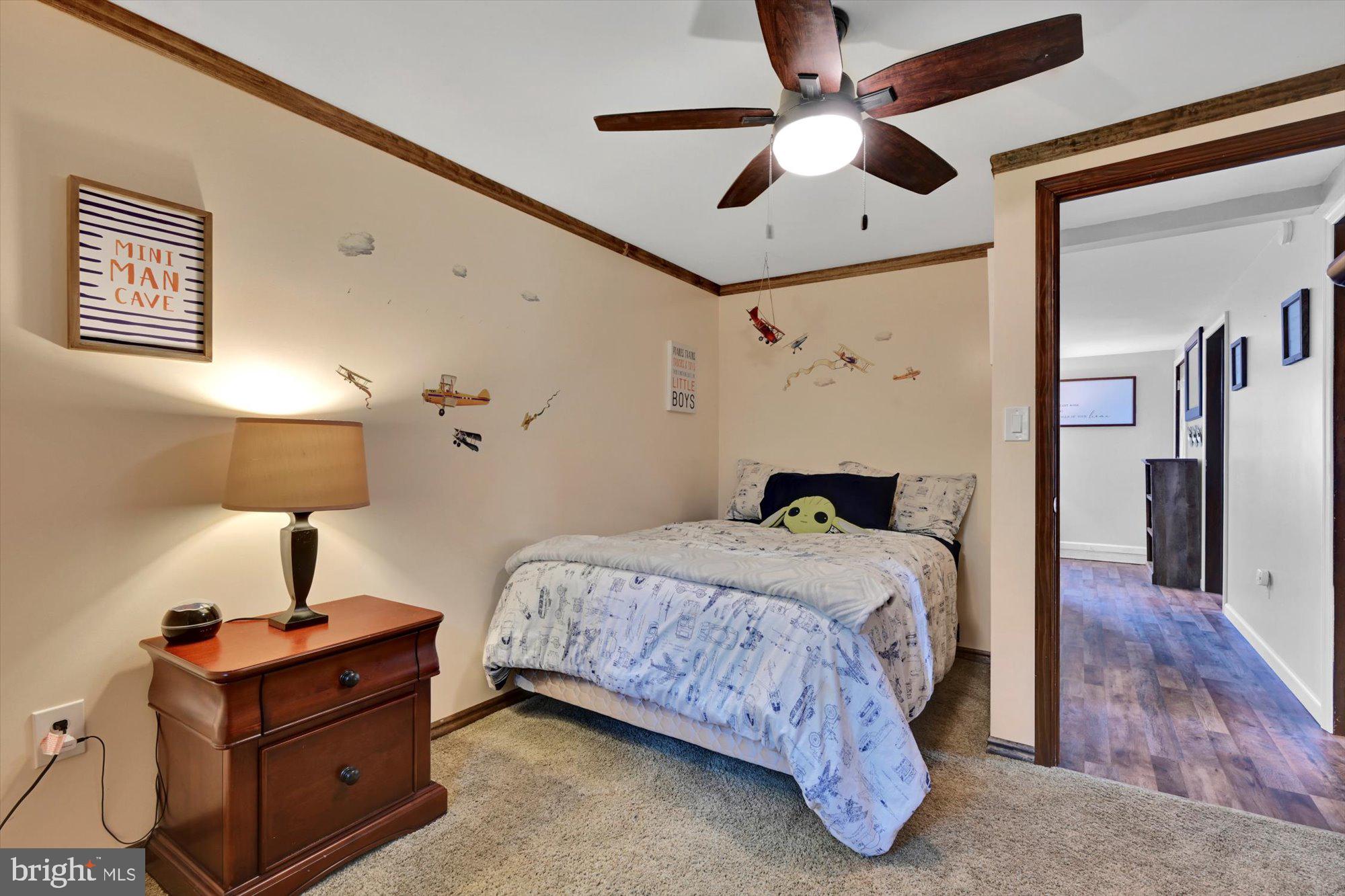 PINE GROVE - Residential