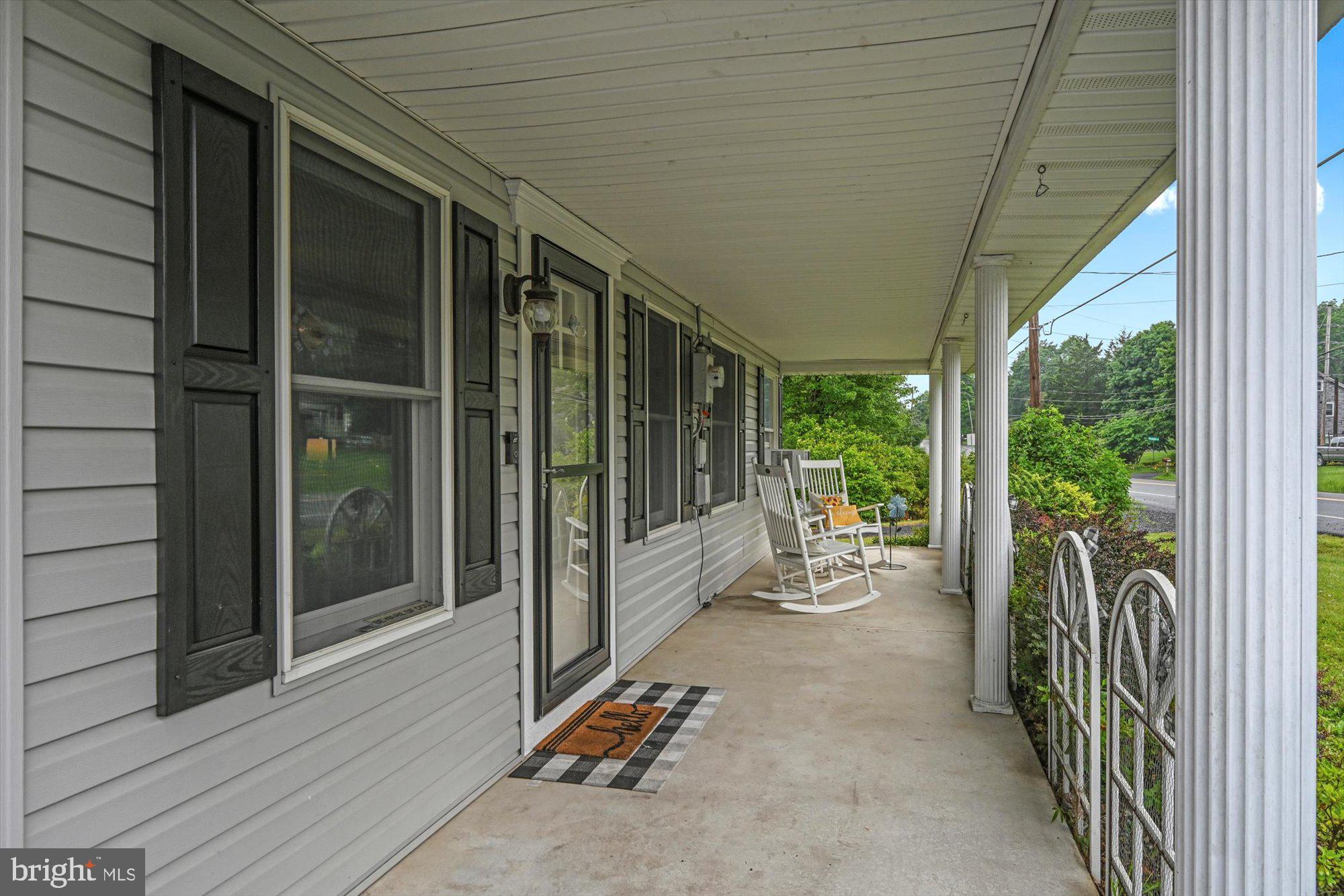 PINE GROVE - Residential