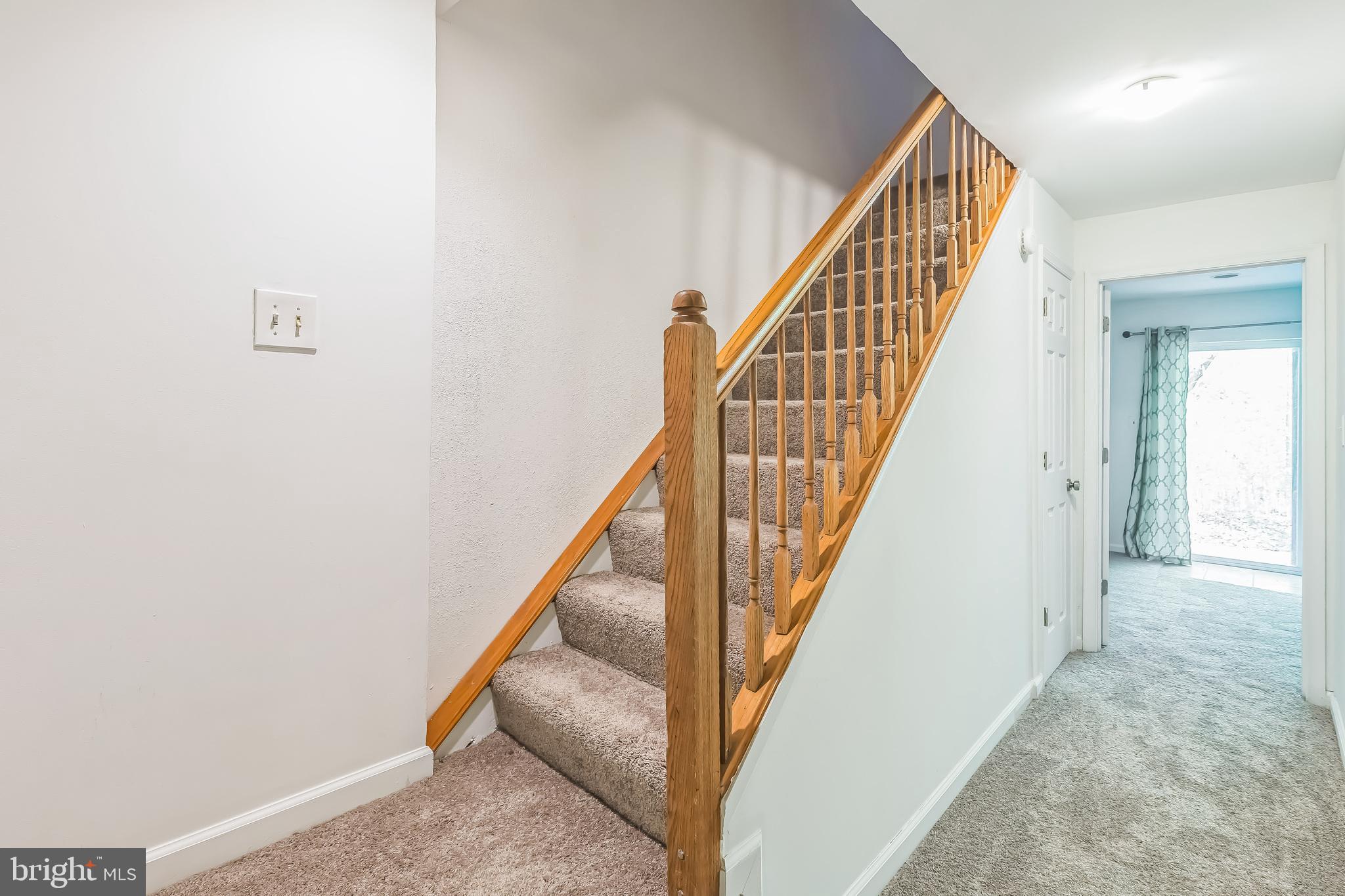 AUSTIN RUN TOWNHOUSES - Residential