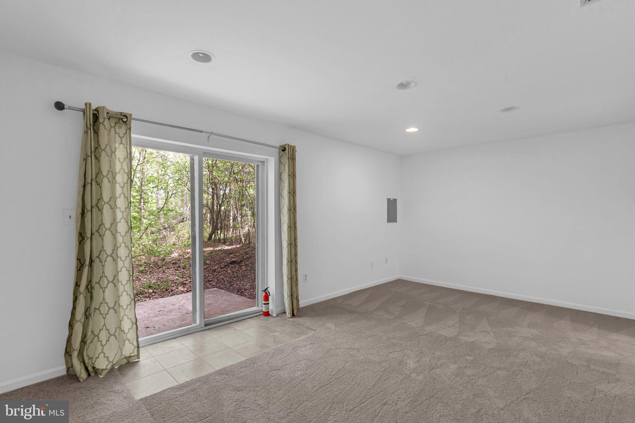 AUSTIN RUN TOWNHOUSES - Residential