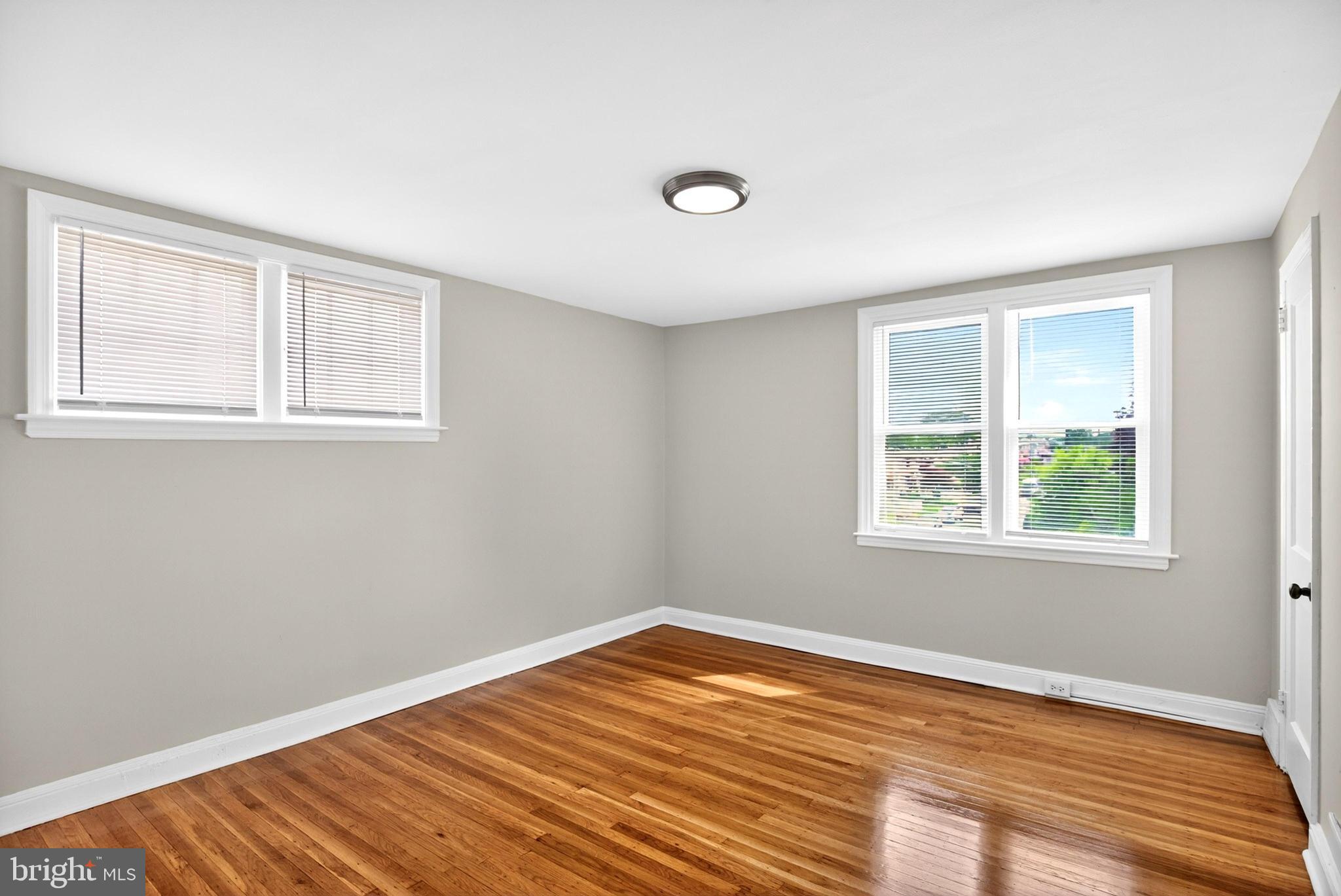 OVERBROOK - Residential