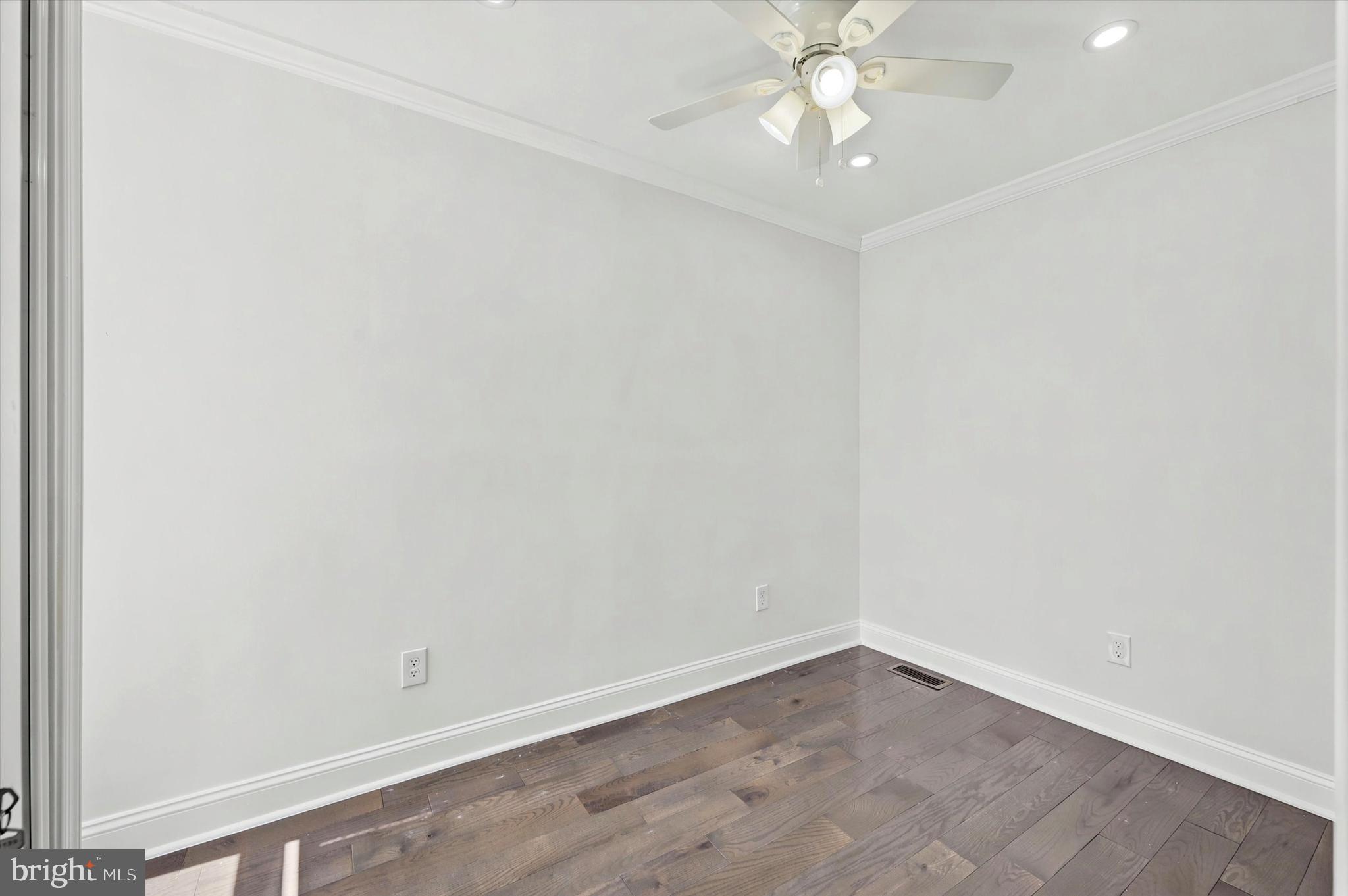 NORRIS SQUARE - Residential
