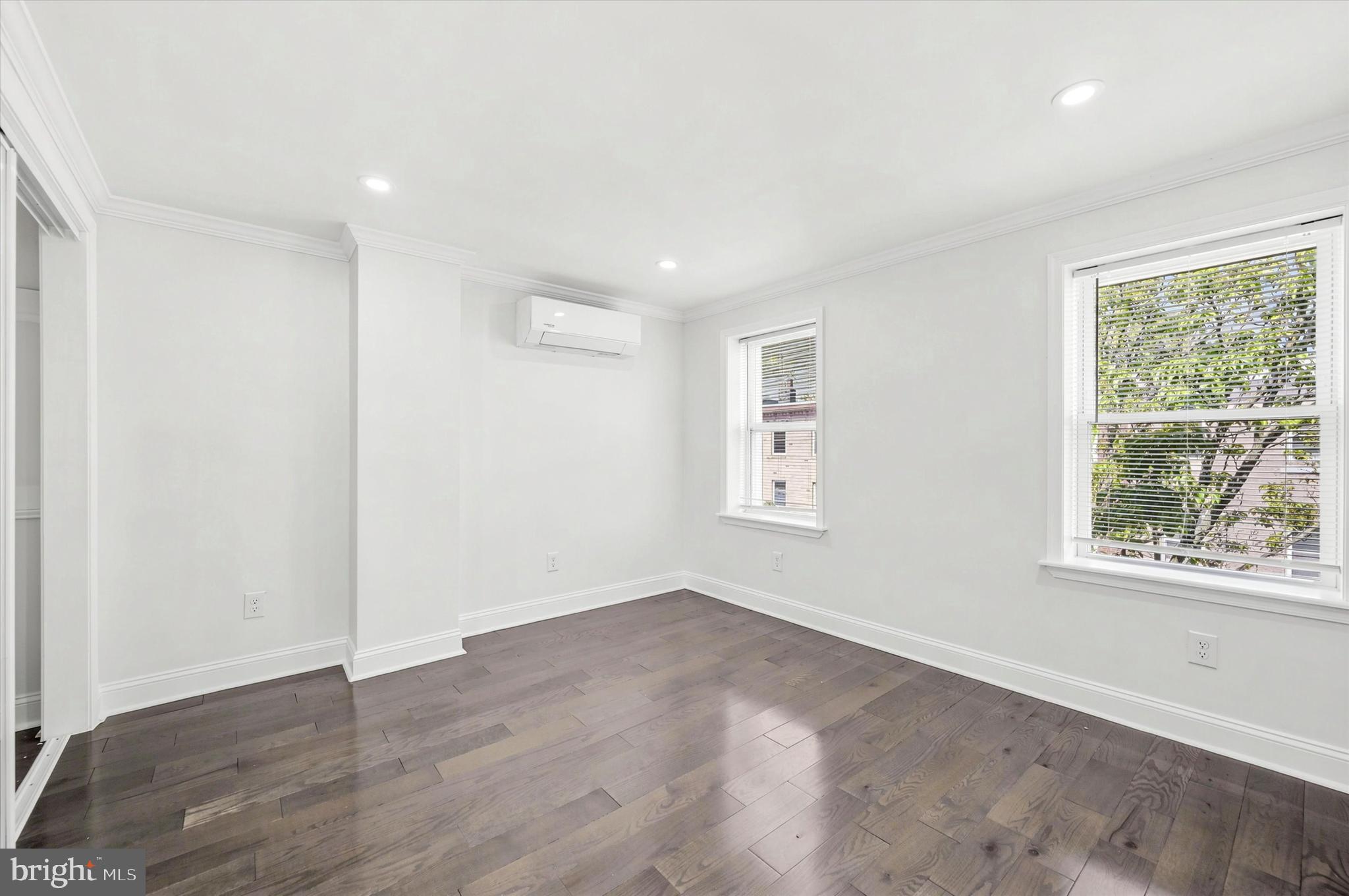 NORRIS SQUARE - Residential