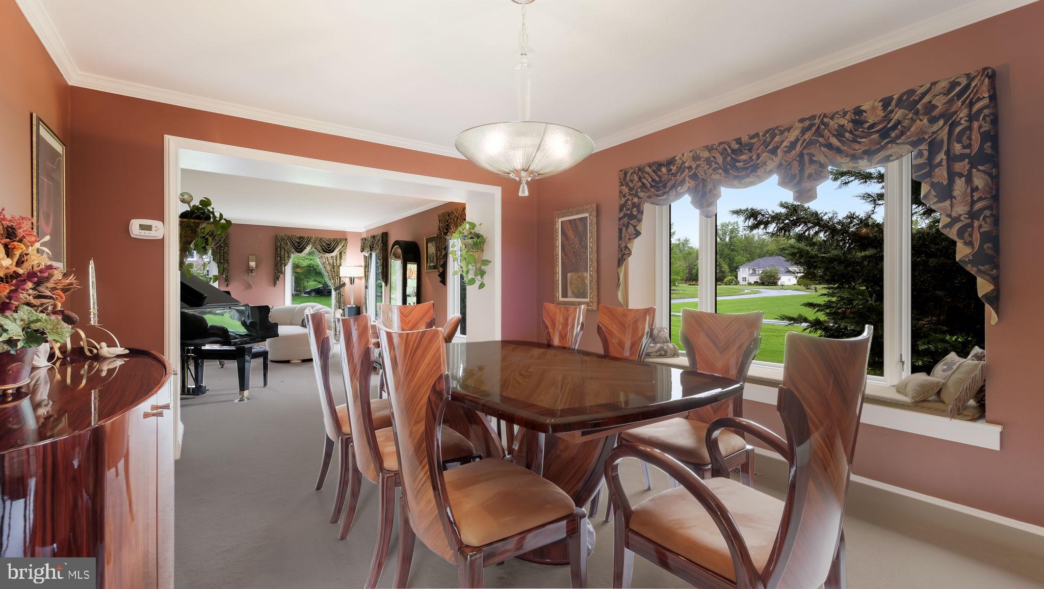 FOX HUNT ESTS - Residential